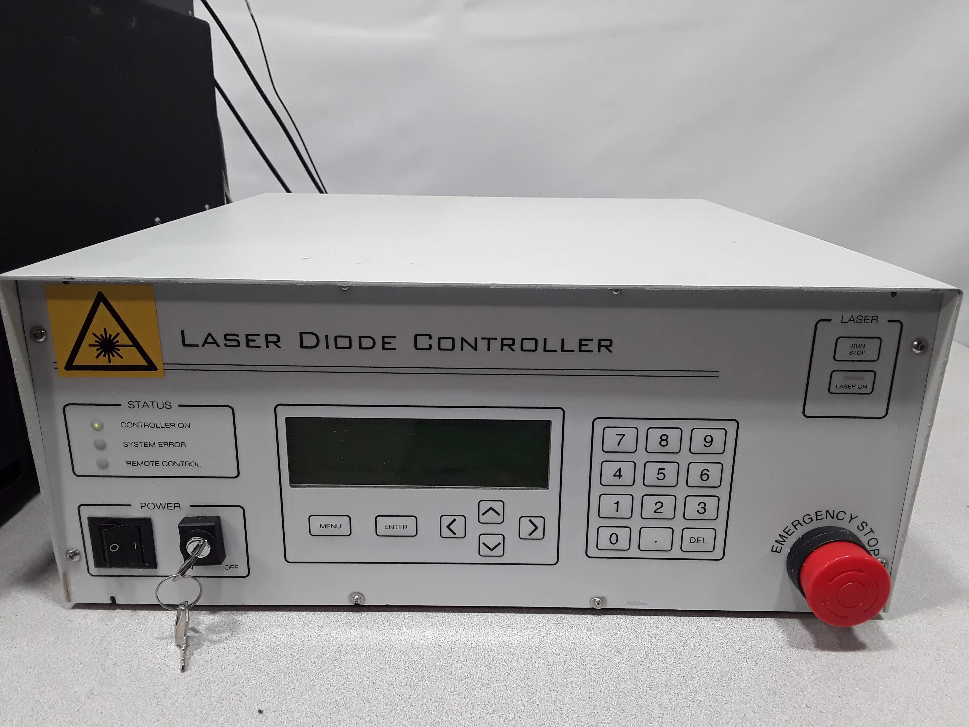 RMI Laser Division LE-100SB Laser Diode System with Controller F-00307QS