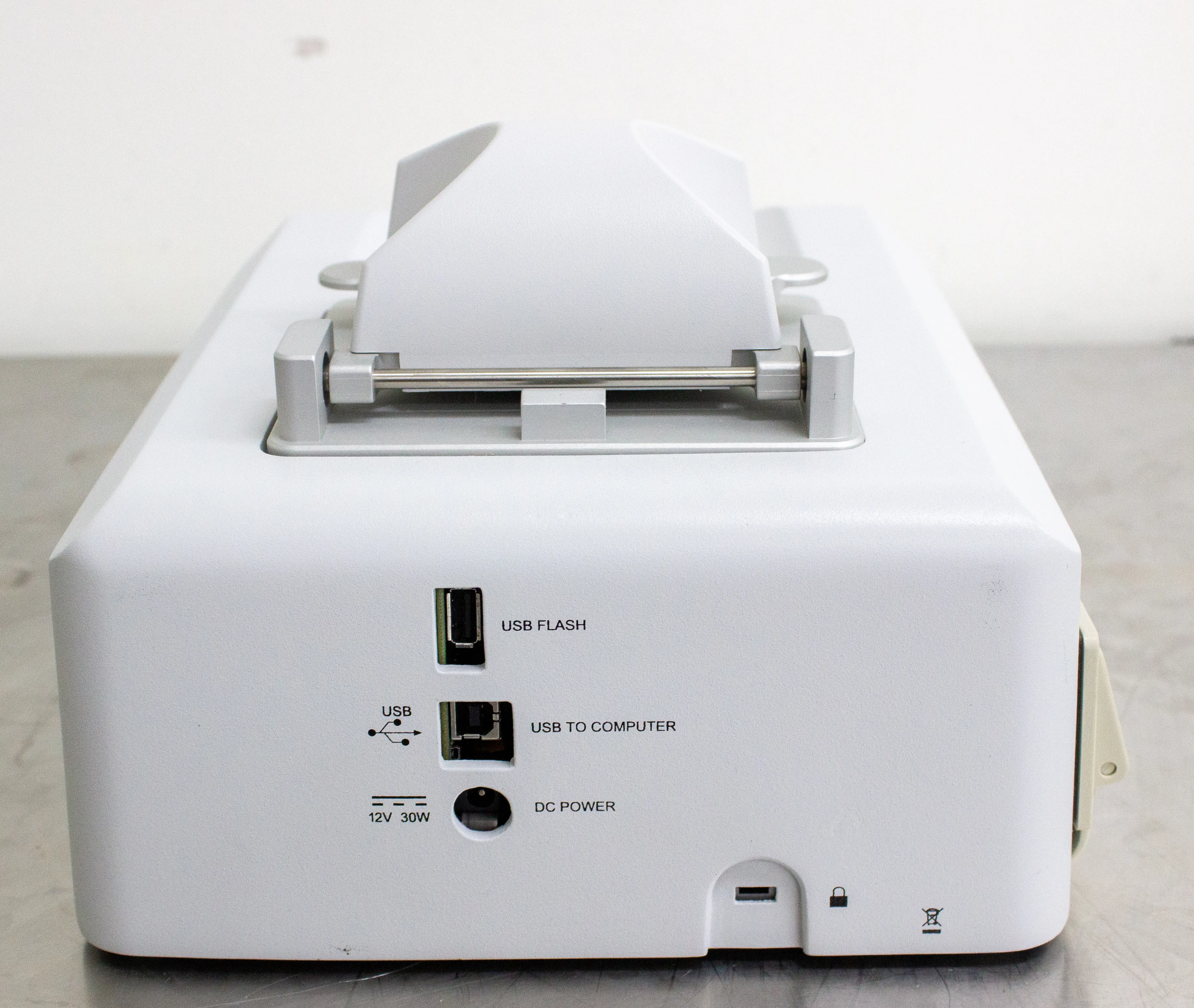 Thermo NanoDrop 8000 UV-Vis Spectrophotometer