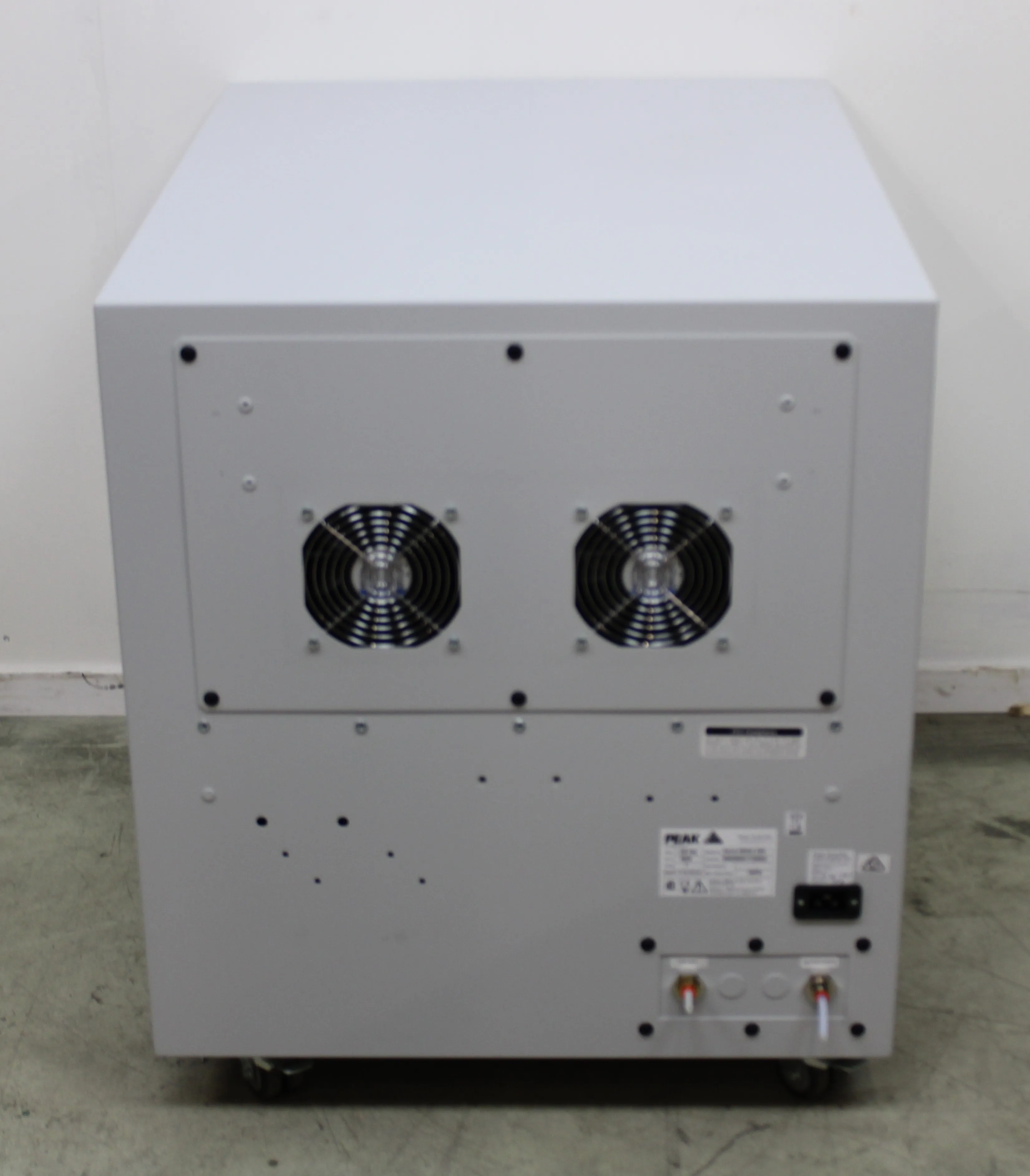 Genius NM32LA Nitrogen Generator by Peak Scientific