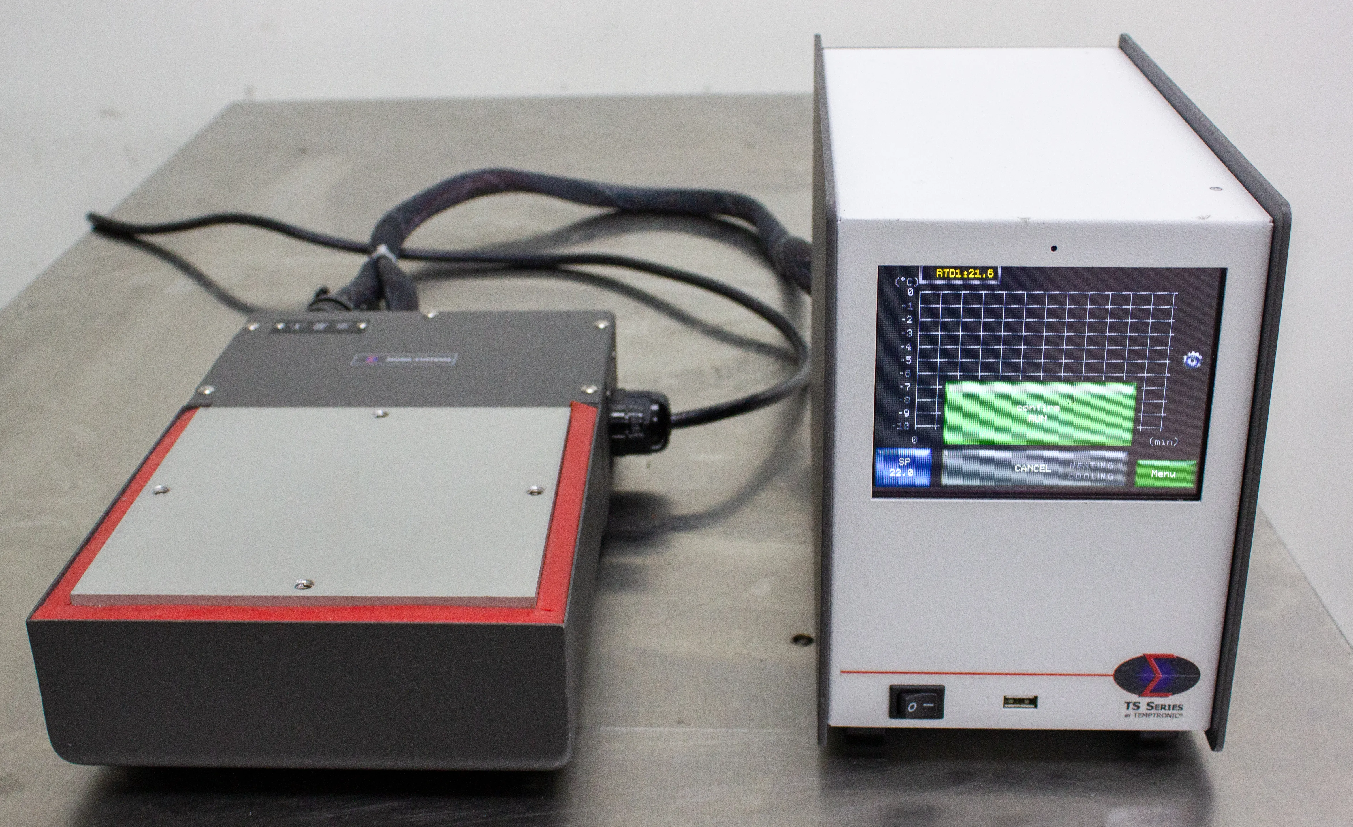 Sigma Systems TP294J Cryogenic Thermal Platform Plate & TS Series Temperature Controller