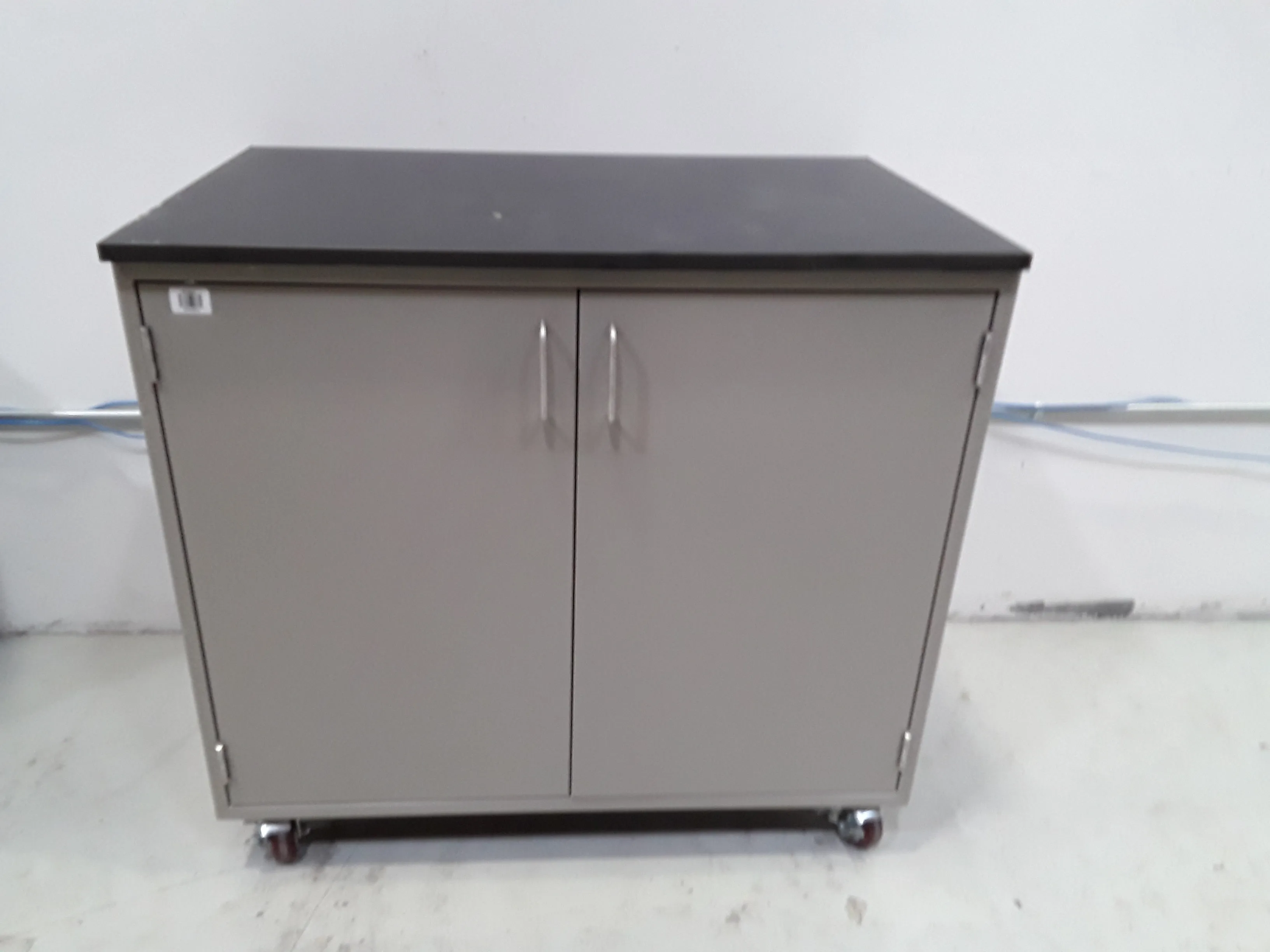 Used Hanson Lab Rolling Casework Cabinet