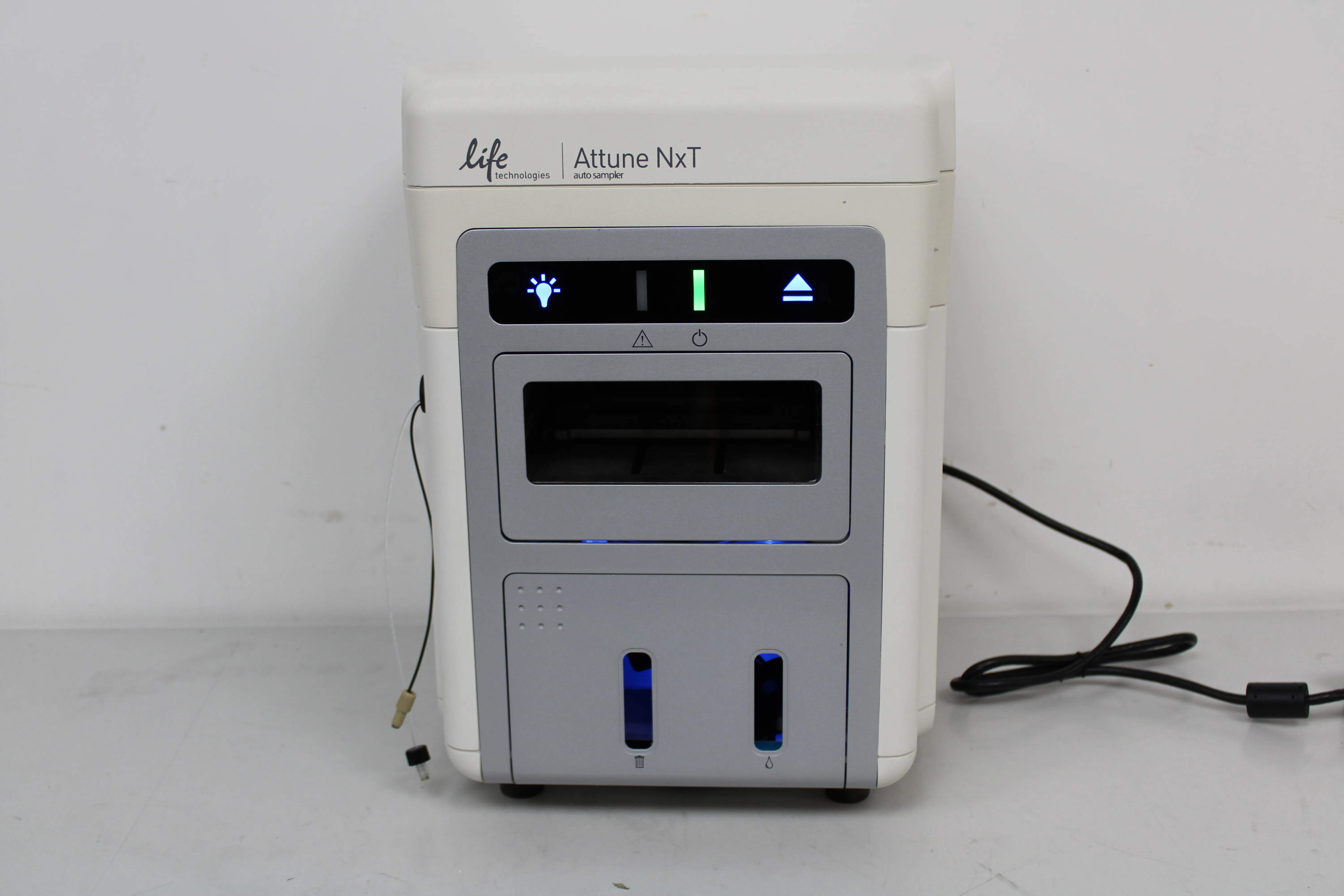 Life Technologies Invitrogen Attune Autosampler NxT Gen