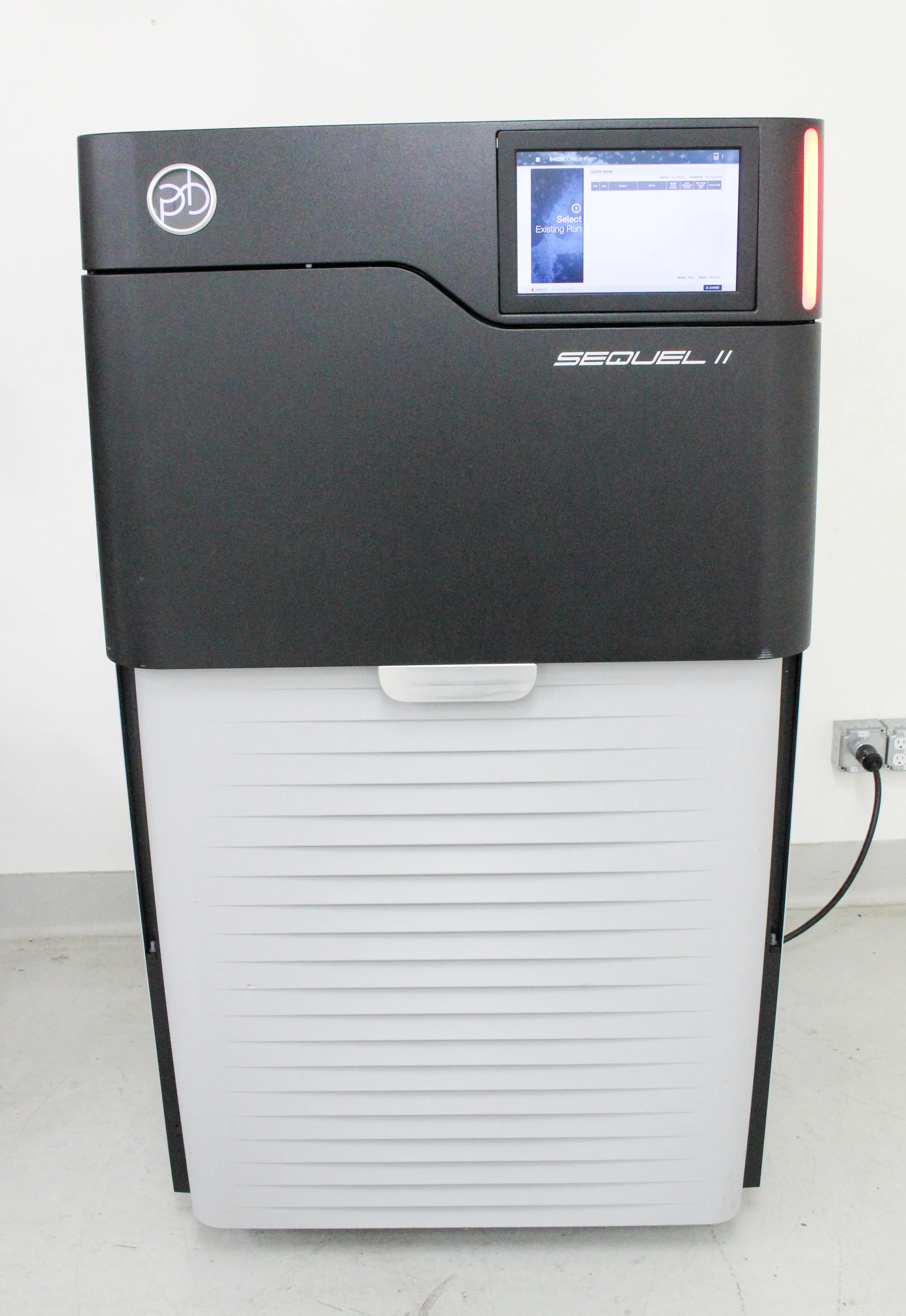 PacBio Sequel II Genome Sequencing System 101-447-000 - DNA Sequencer by Pacific Biosciences (PacBio)