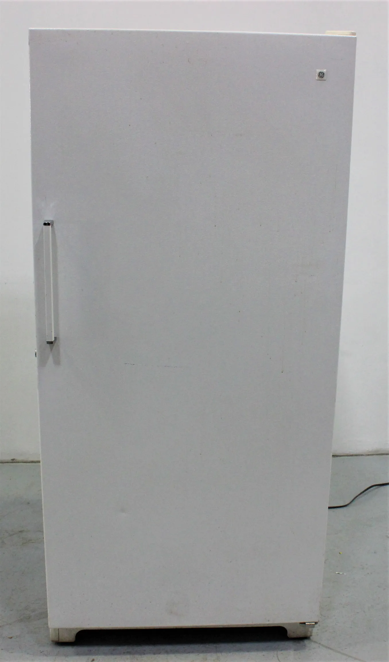 GE General Electric FUF 20DMCRWH Freezer Used 30-Day Warranty 100% Parts and Labor, Class 2