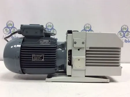 Trivac S25B Vacuum Pump - Used - Class 3 - Service