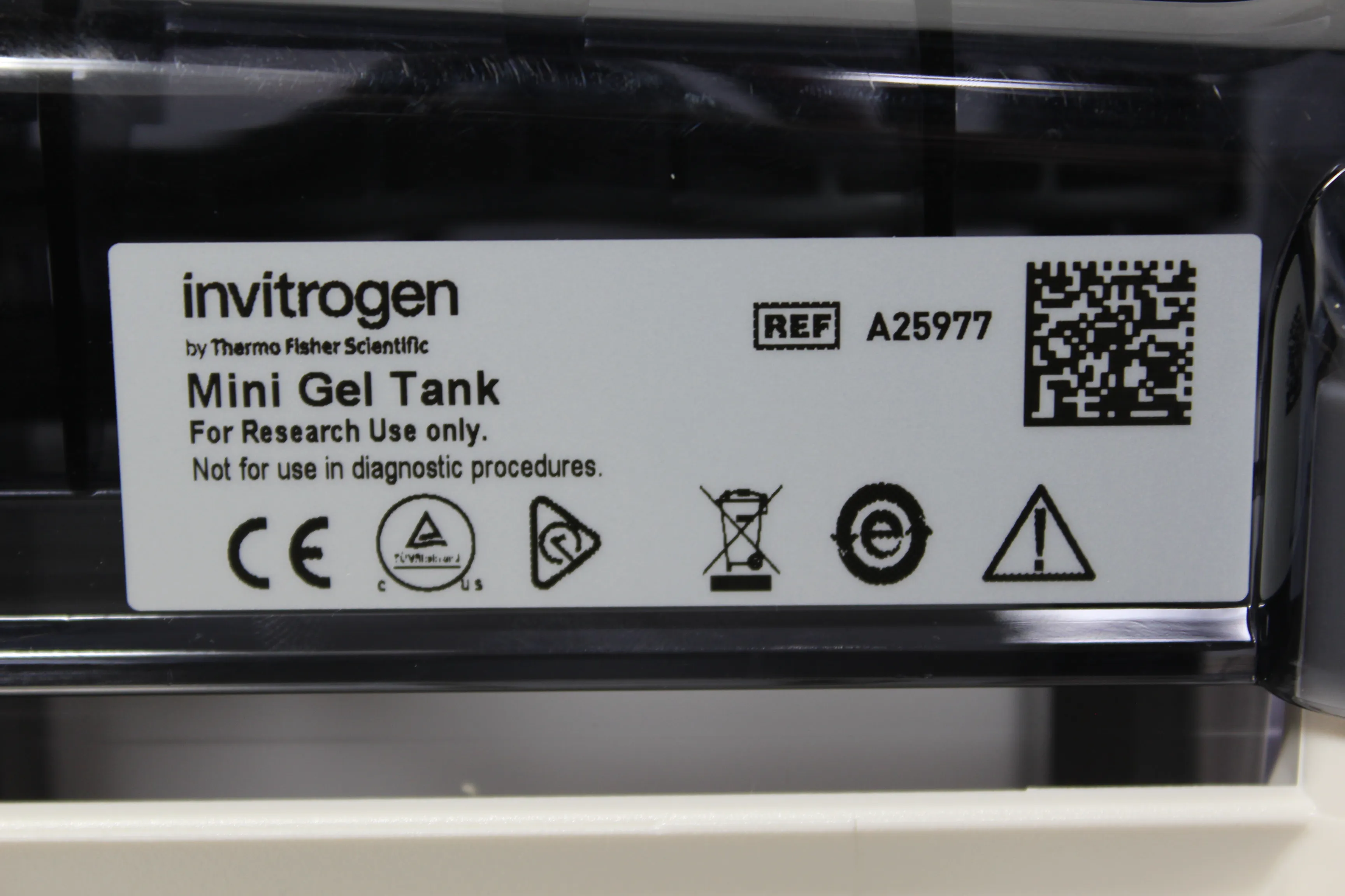 Invitrogen Mini Gel Tank A25977 Electrophoresis Power Supply