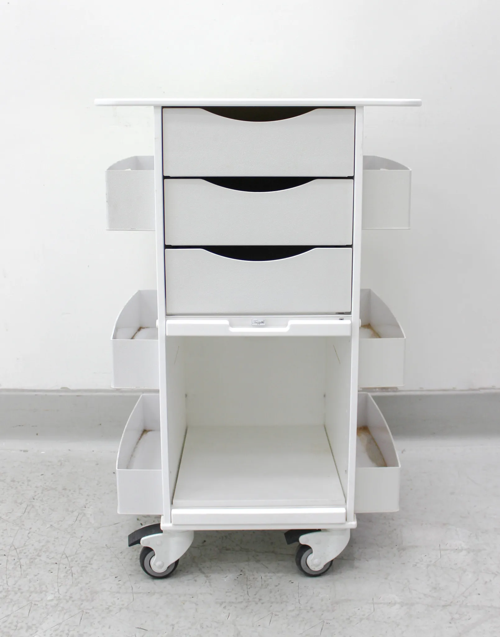 Fisher Scientific MRI Core DX Lab Cart HDPE 50467332