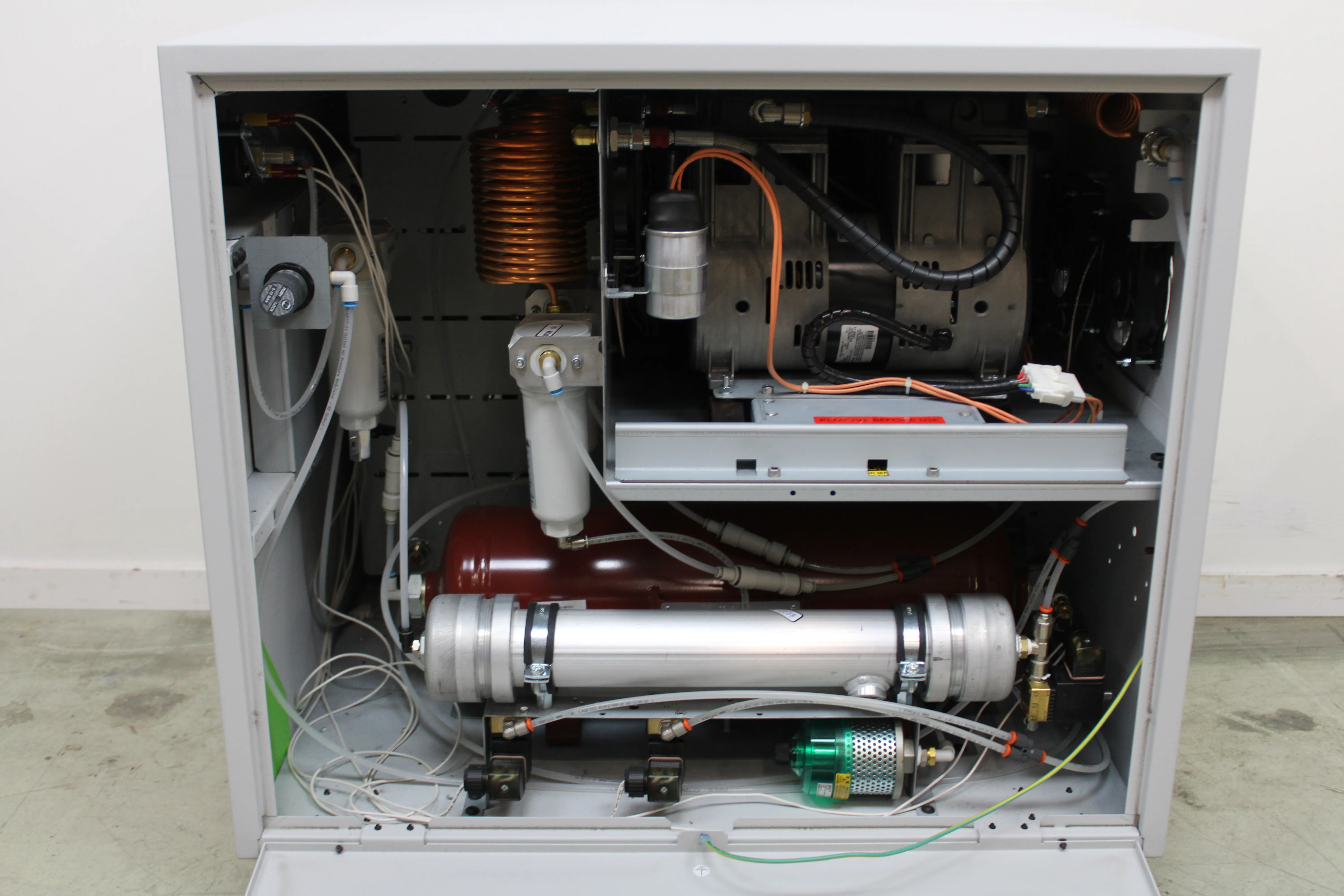 Peak Scientific N2 Gas Generator (Cascadion N2, 230V, 100 PSI) - Multiple Units Available