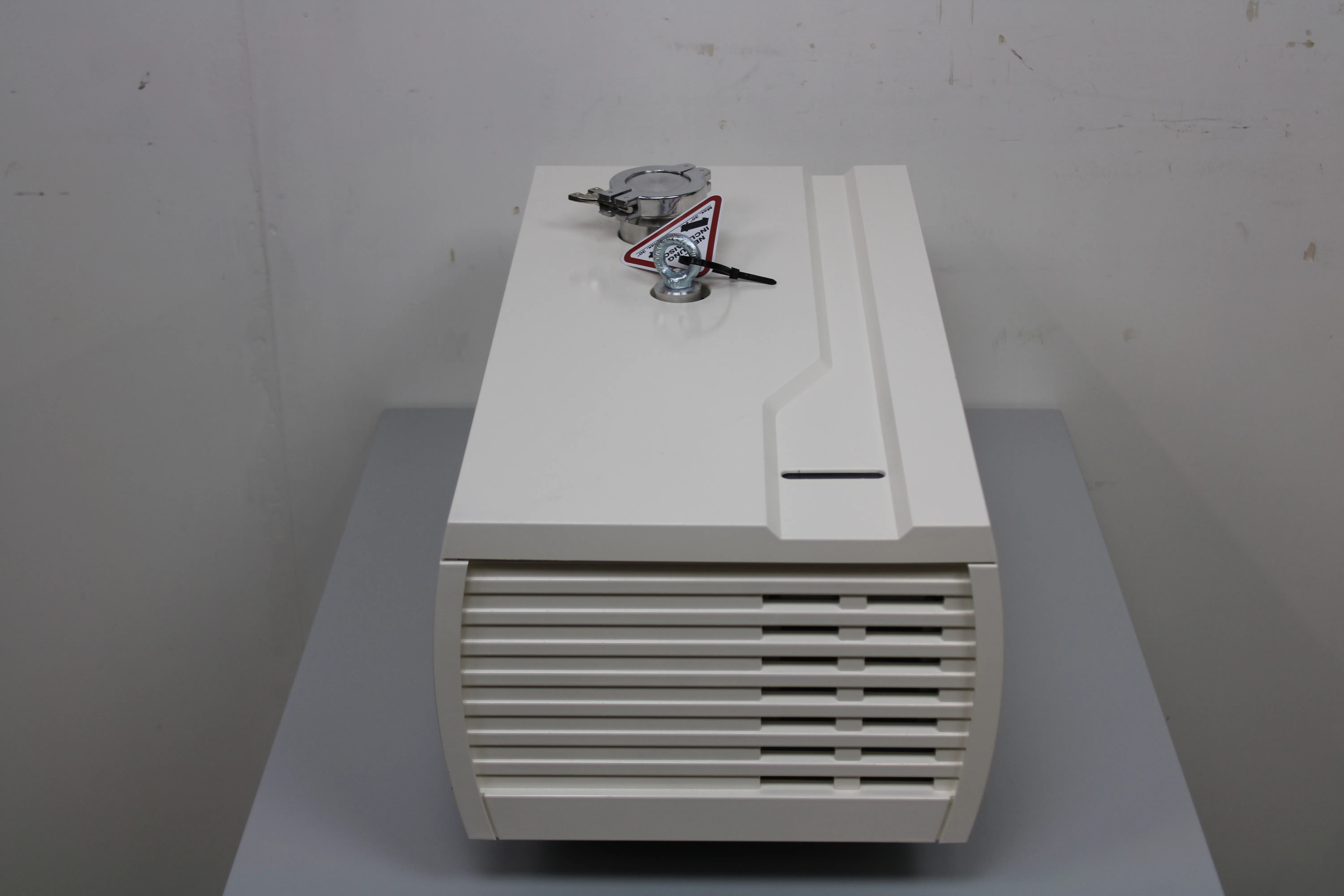 Used Leybold Ecodry 65 Plus Vacuum Pump 120V/220V 50Hz/60Hz 30-Day Warranty