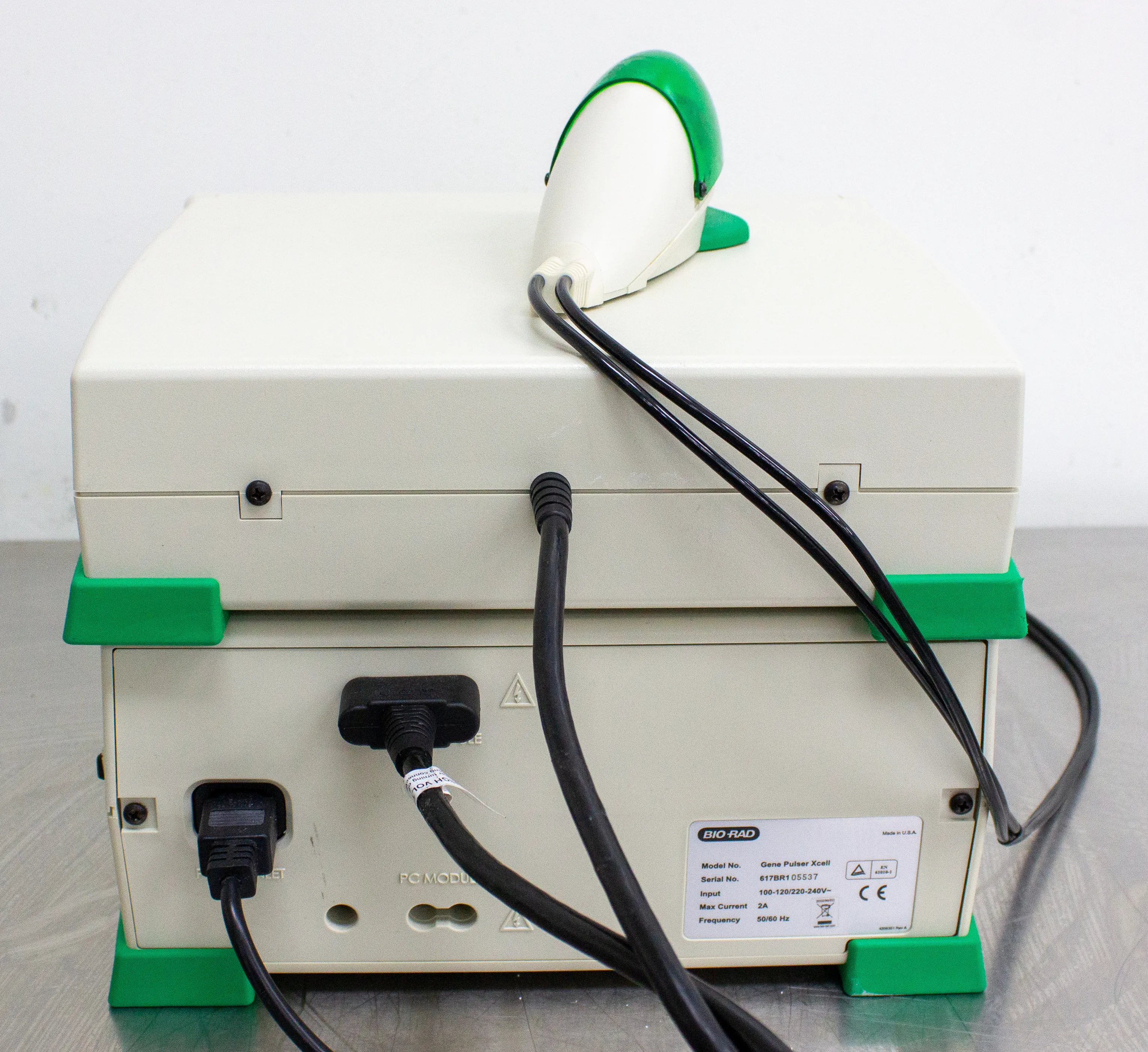 BIO-RAD Gene Pulser Xcell Eukaryotic Electroporation System 1652661