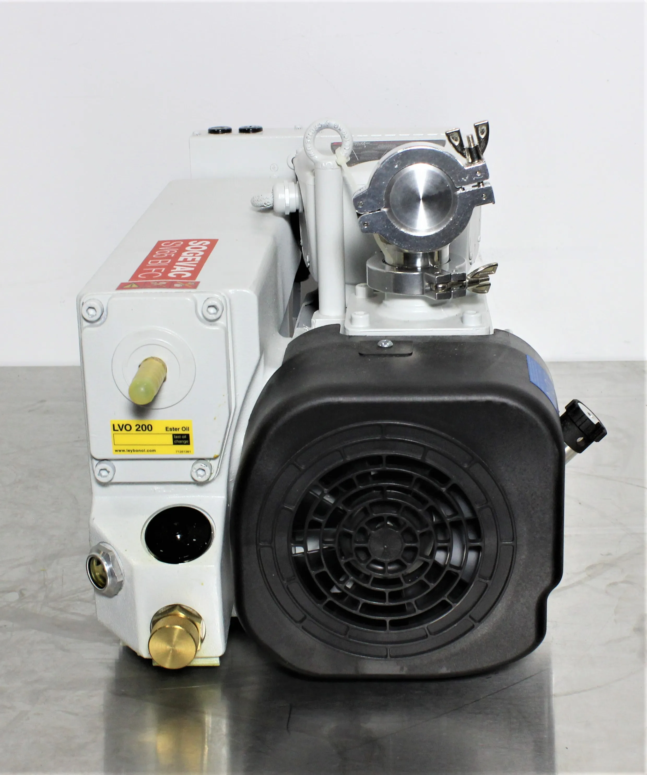 Leybold Sogevac SV65 BI FC Vacuum Pump 220V 50/60Hz - Used Laboratory Equipment