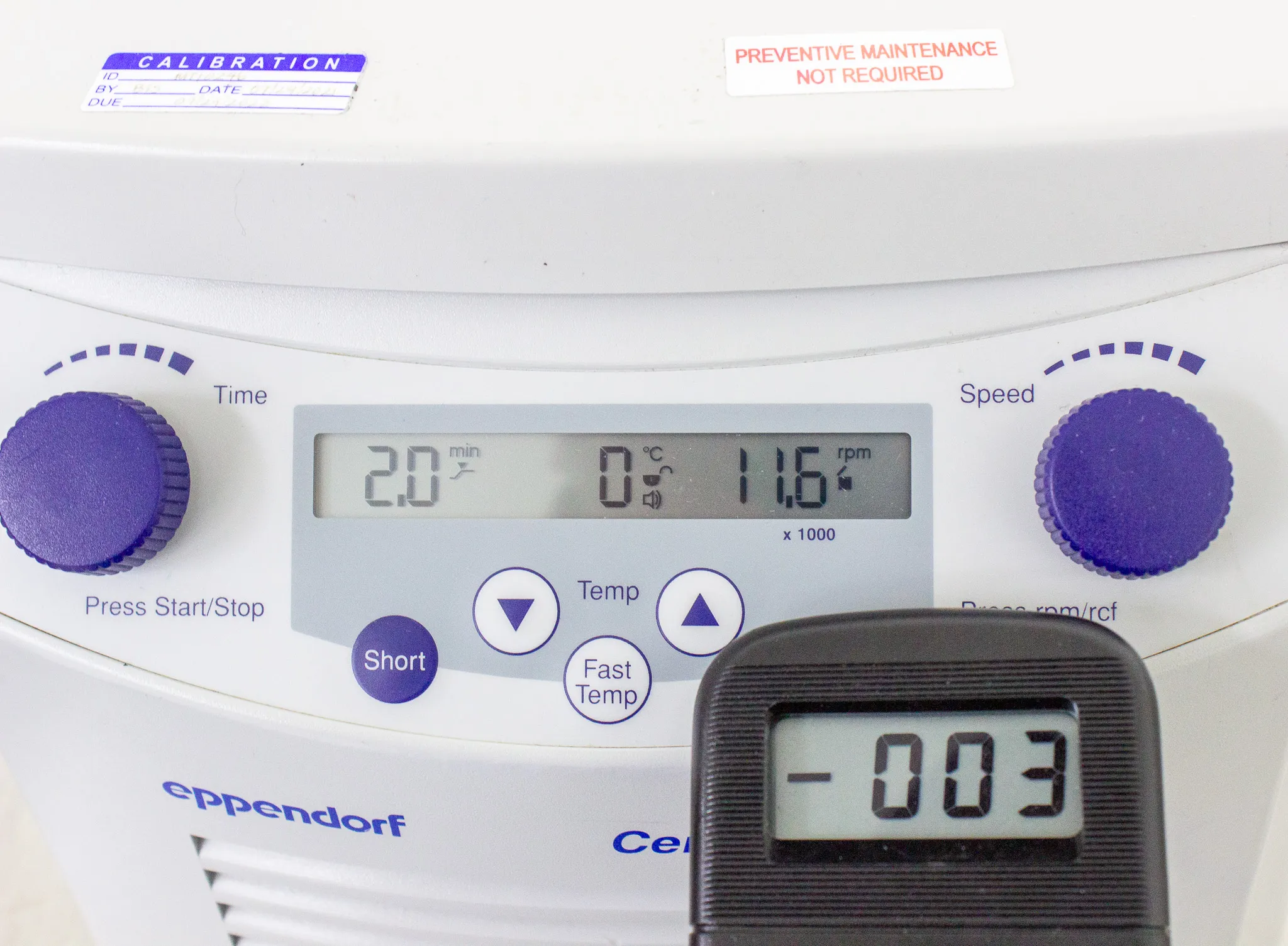 Eppendorf 5415R Refrigerated Micro Centrifuge with FA-45-24-11 Rotor