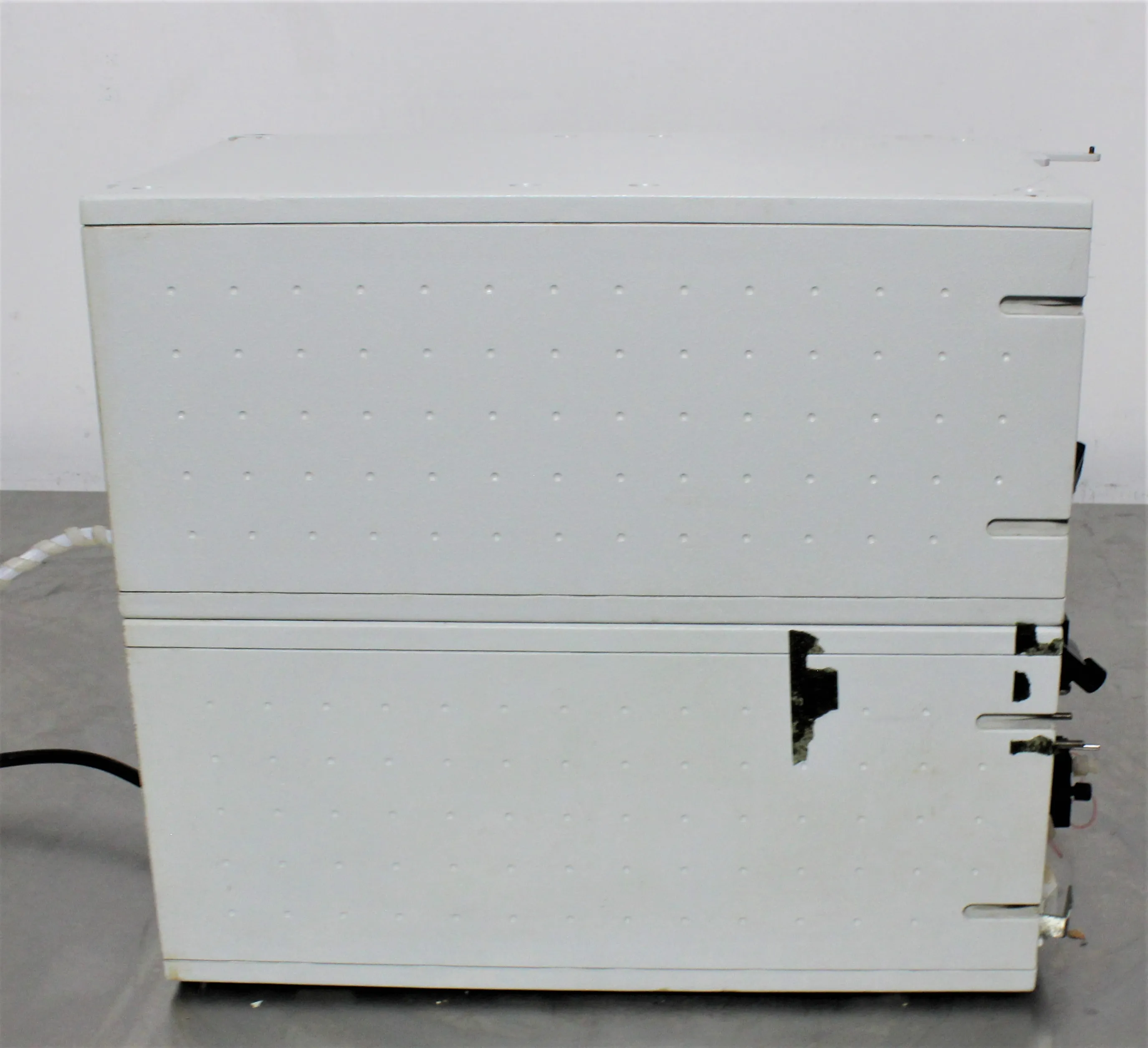 Dionex GP40-1 Gradient Pump HPLC / FPLC / GC / CE Laboratory Equipment for Parts or Not Working