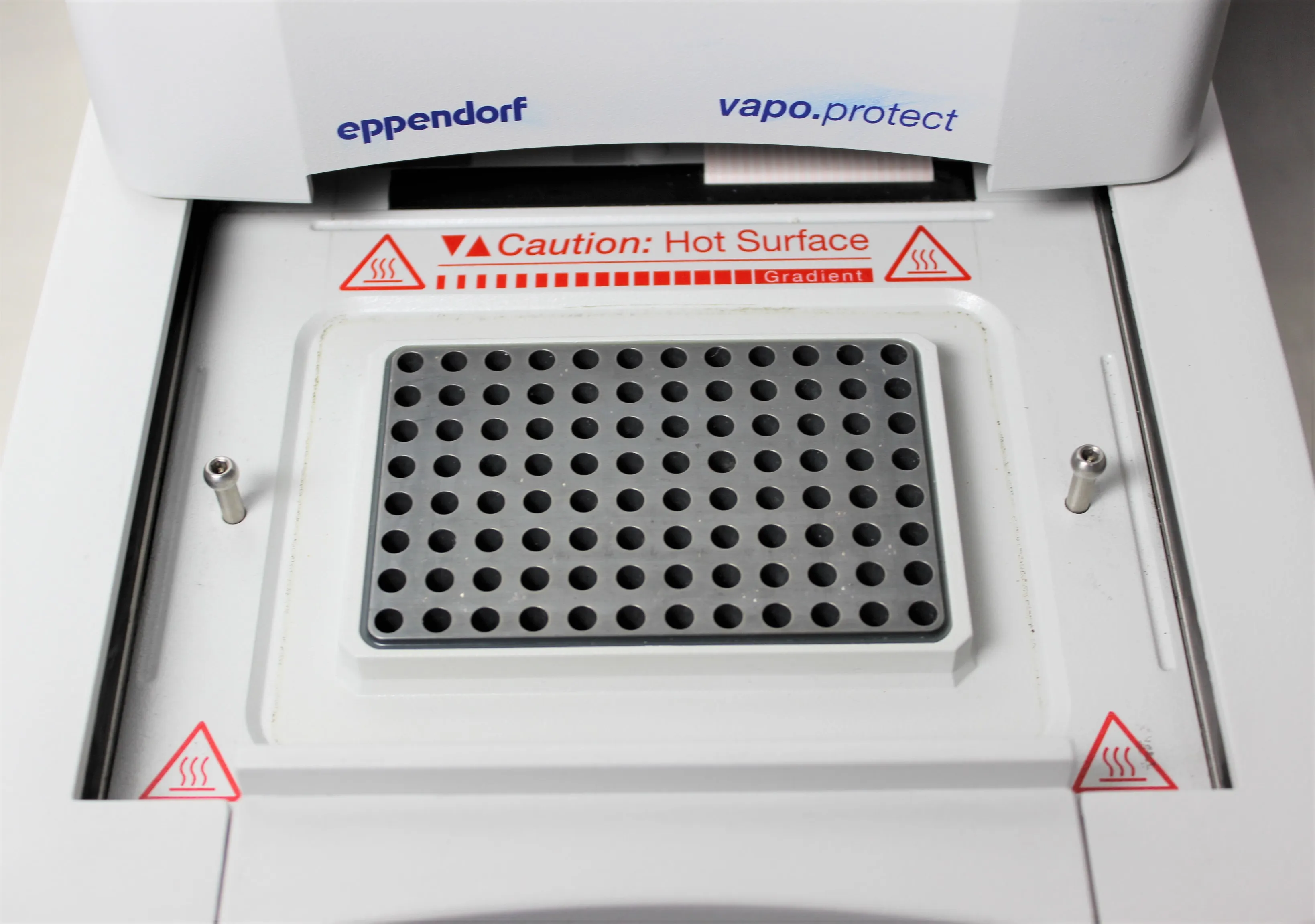 Eppendorf Pro S 6325 Vapor protect PCR System