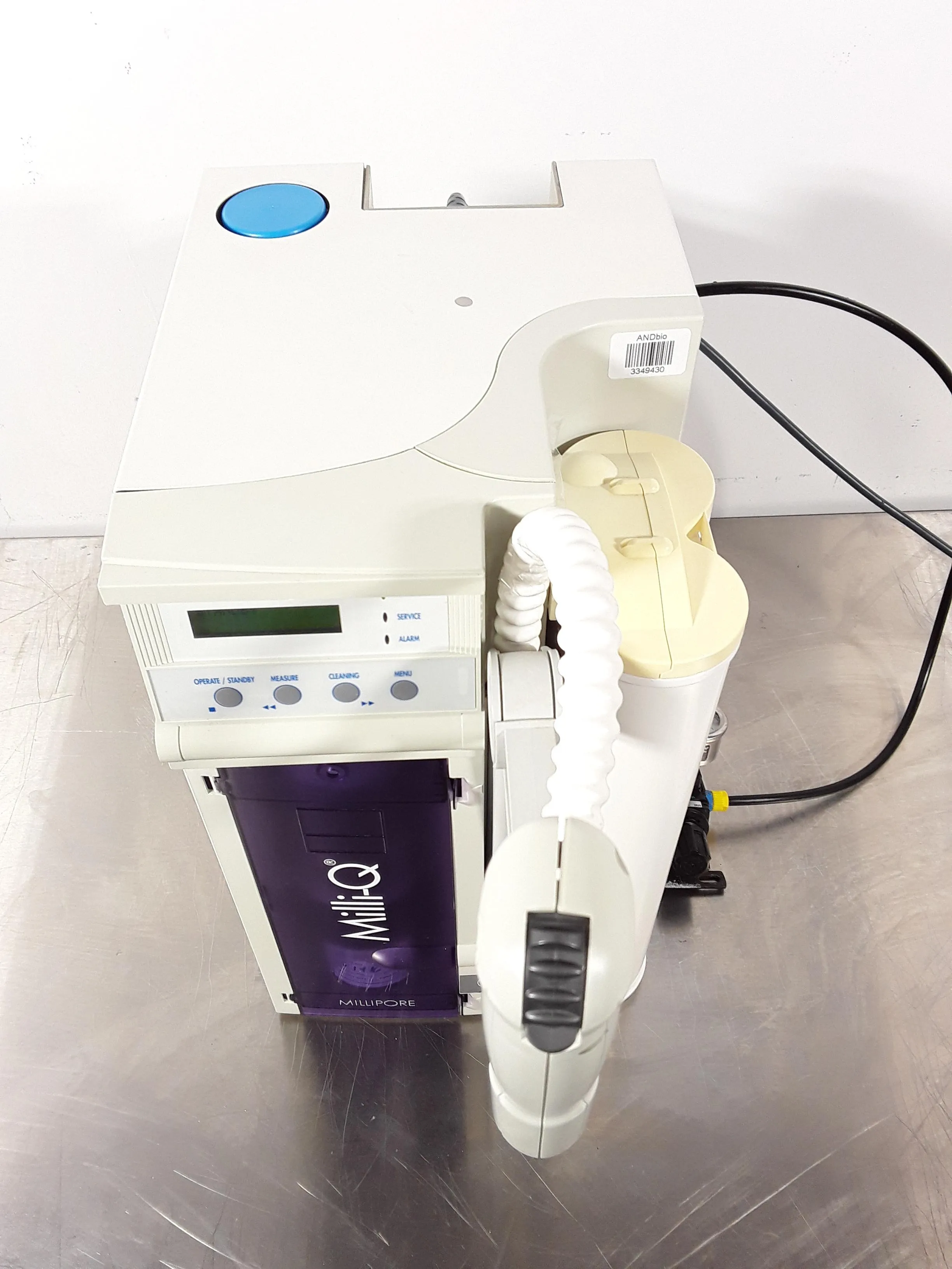 Millipore Milli-Q Gradient A10 Water Purification System with TOC Measurement and UV Lamp