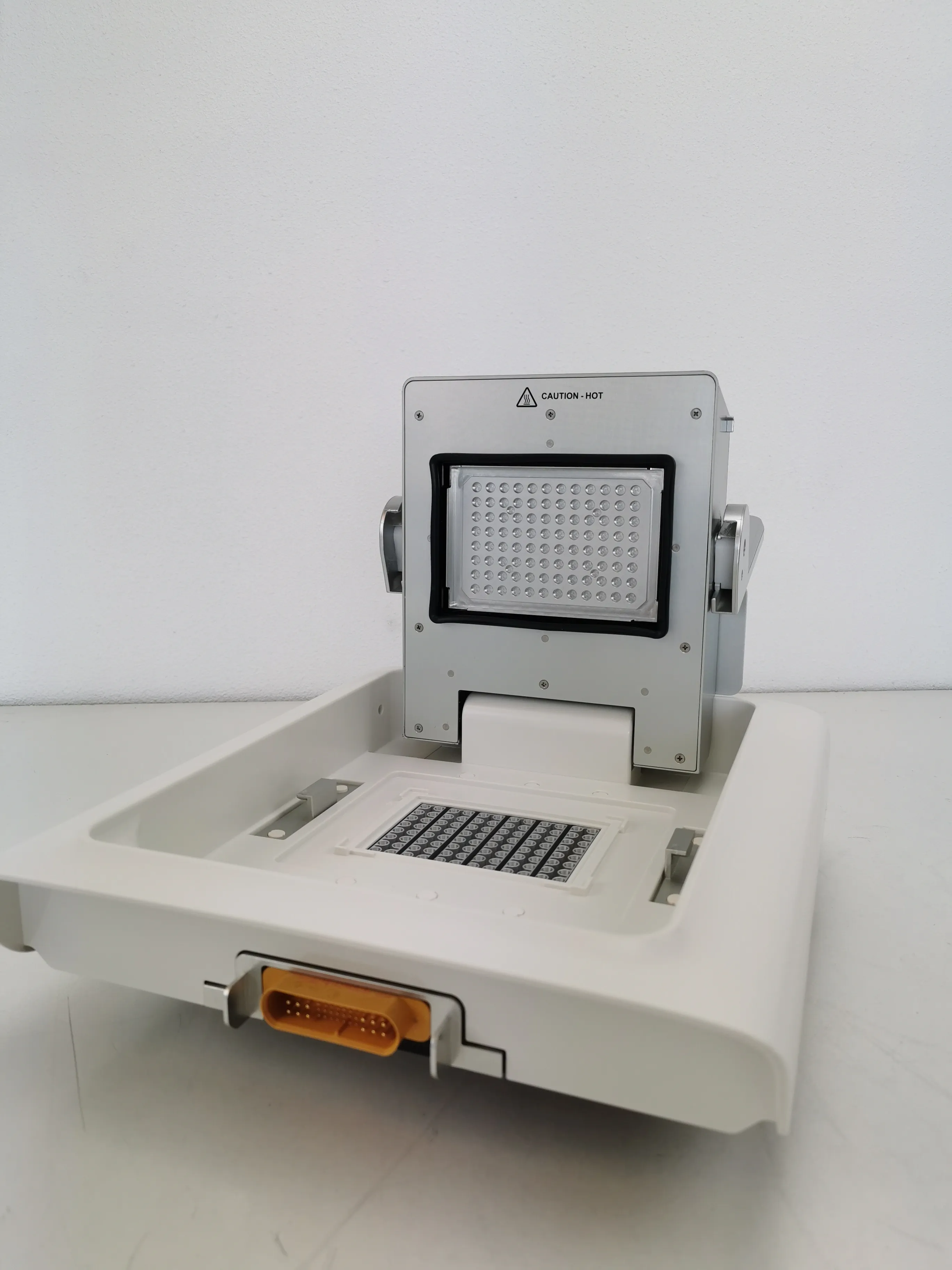 Applied Biosystems ProFlex 96-Well Sample Block Molecular Biology Accessory