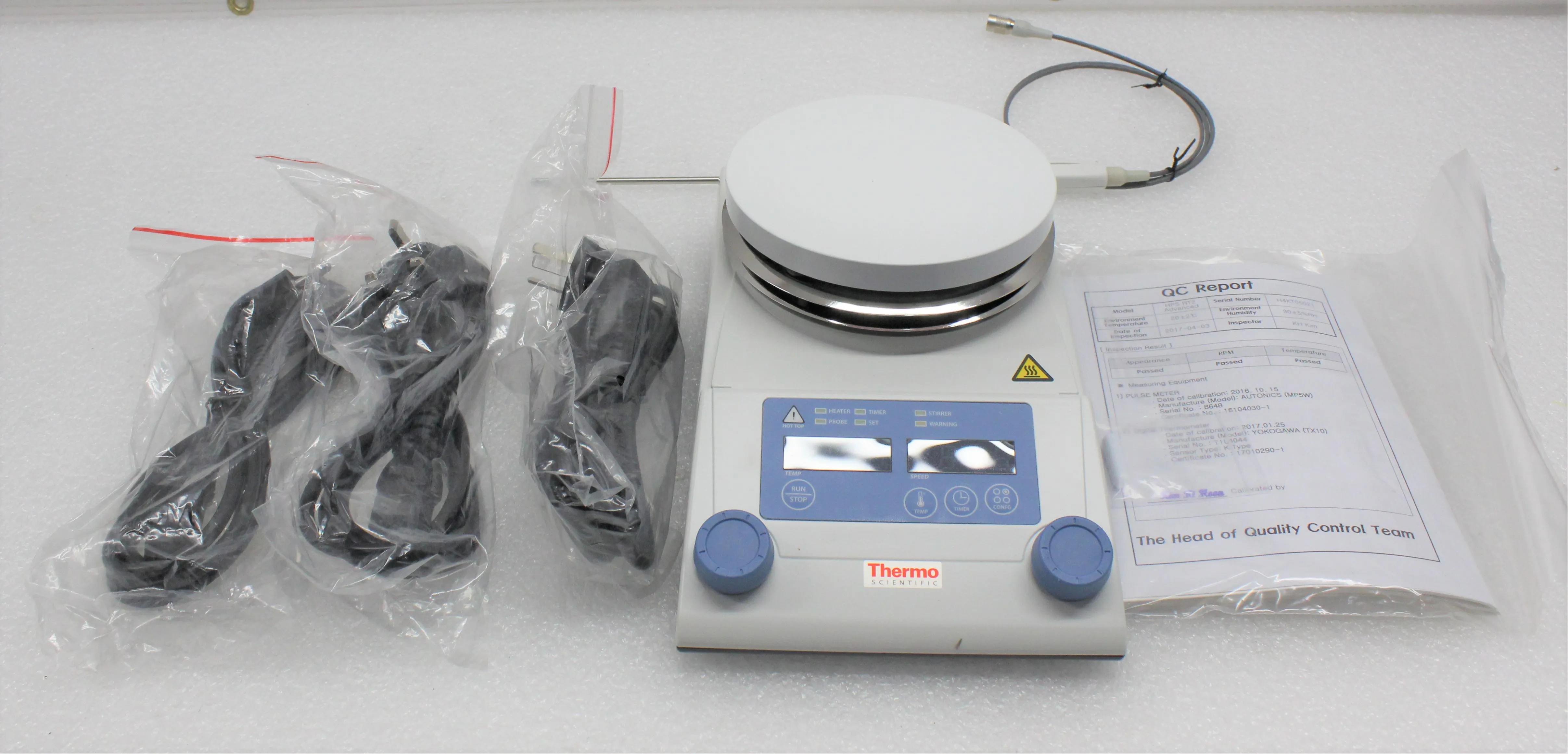 Thermo Fisher Scientific Low-Profile Digital Display Hotplate Stirrer ADVD Hotplate Stirrer H4KT05021