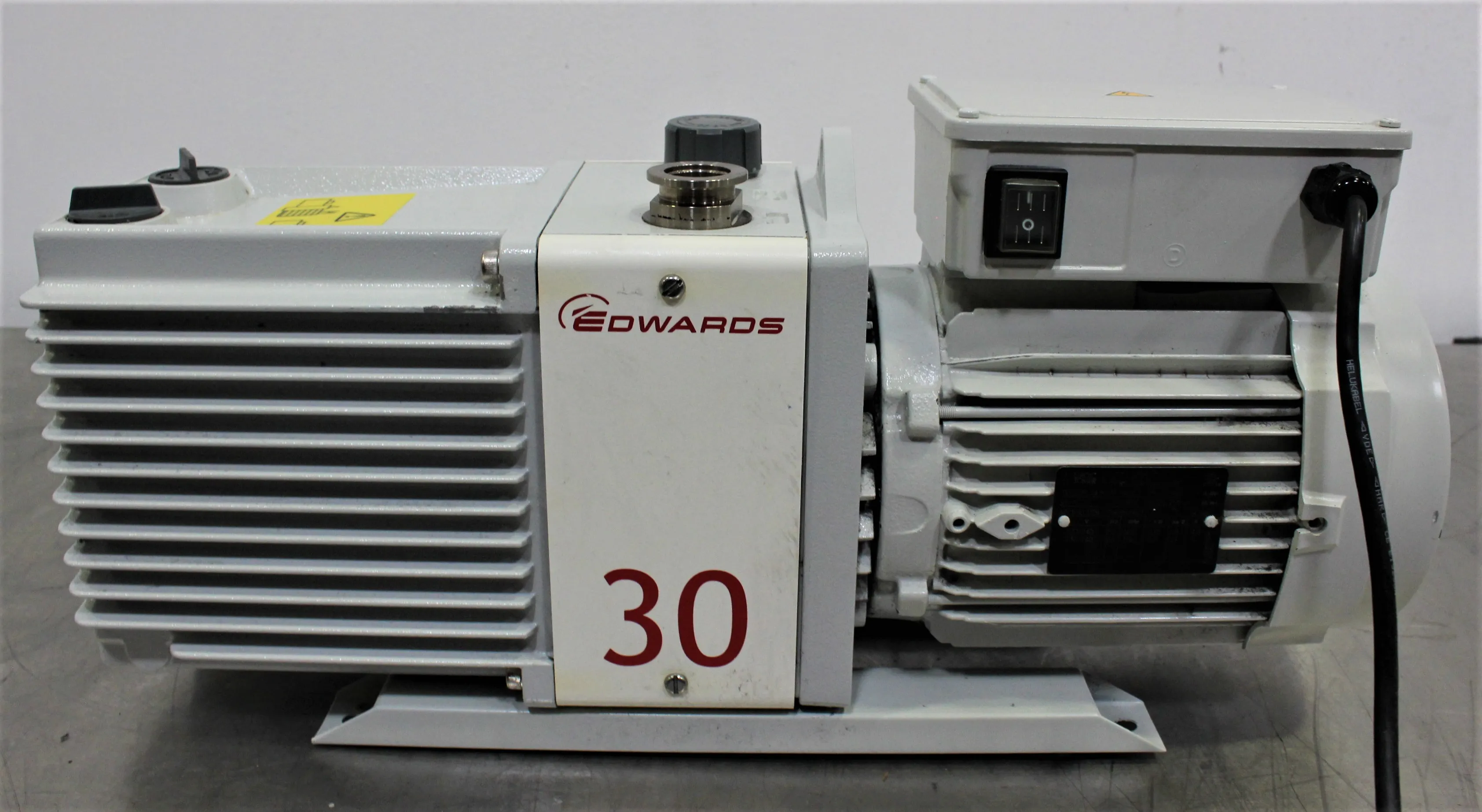 Edwards E2M30 Vacuum Pump