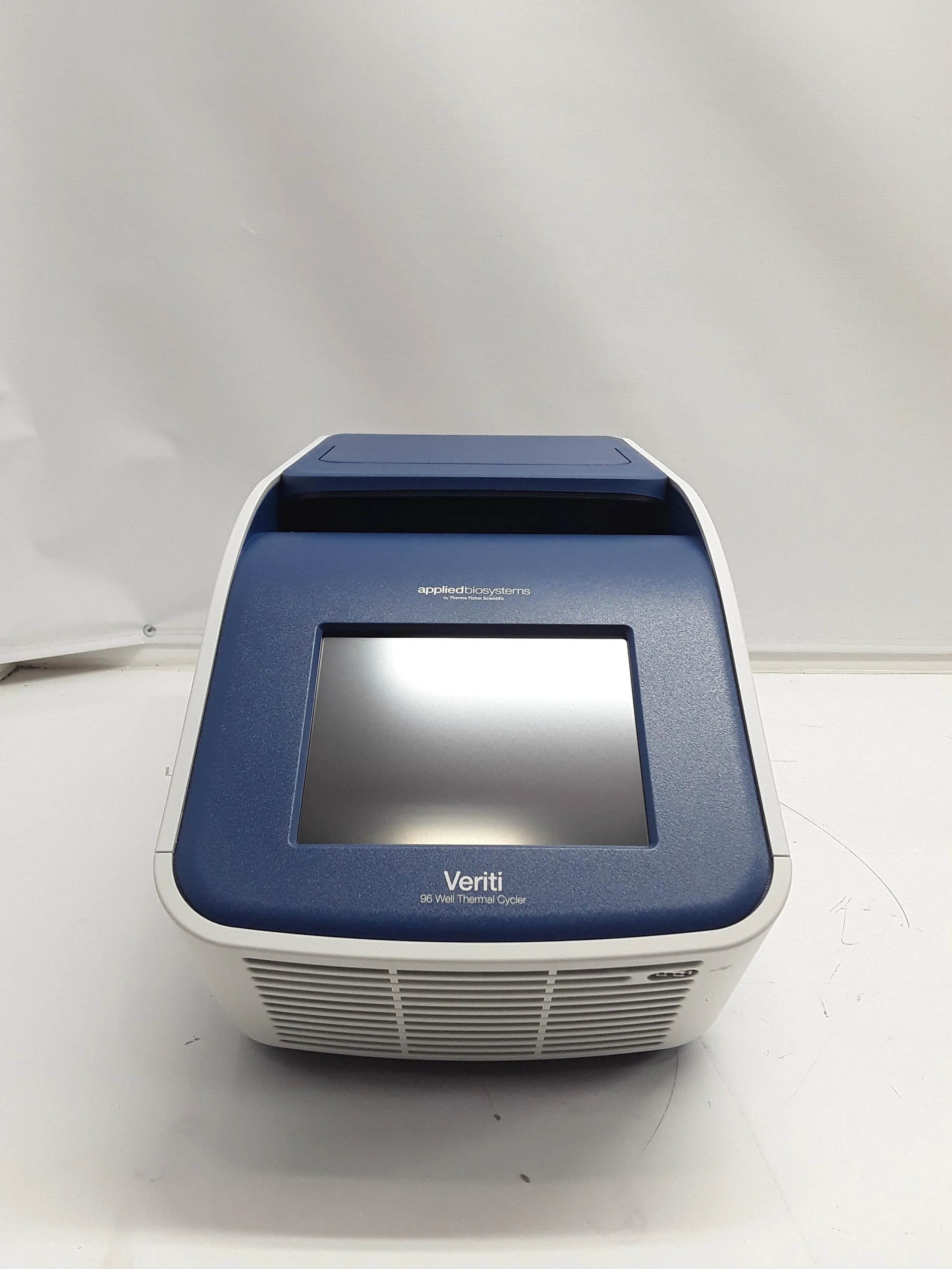 Applied Biosystems Veriti 96-Well Thermal Cycler PCR Machine