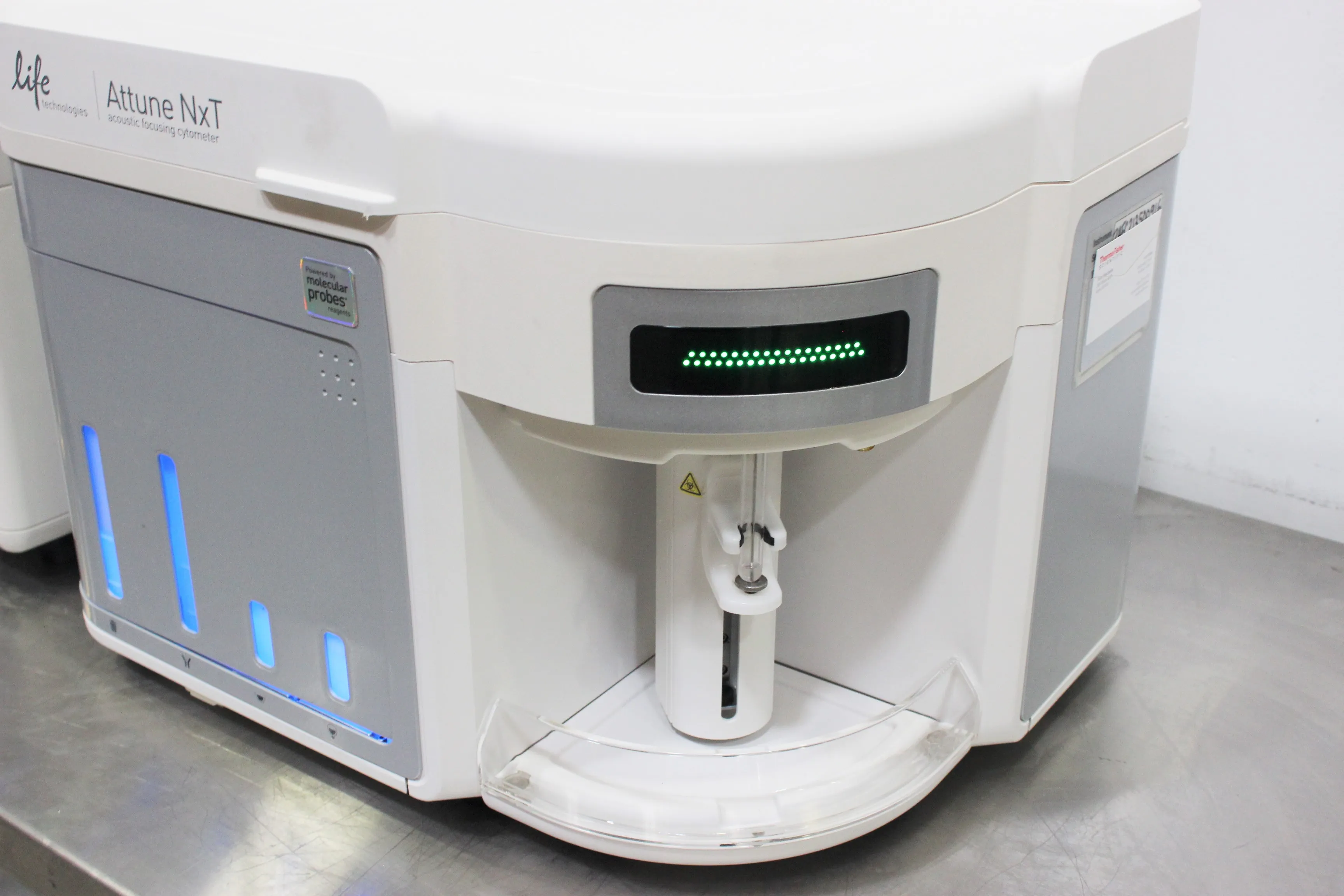 Applied Biosystems NxT Acoustic Focusing Cytometer for Flow Cytometry