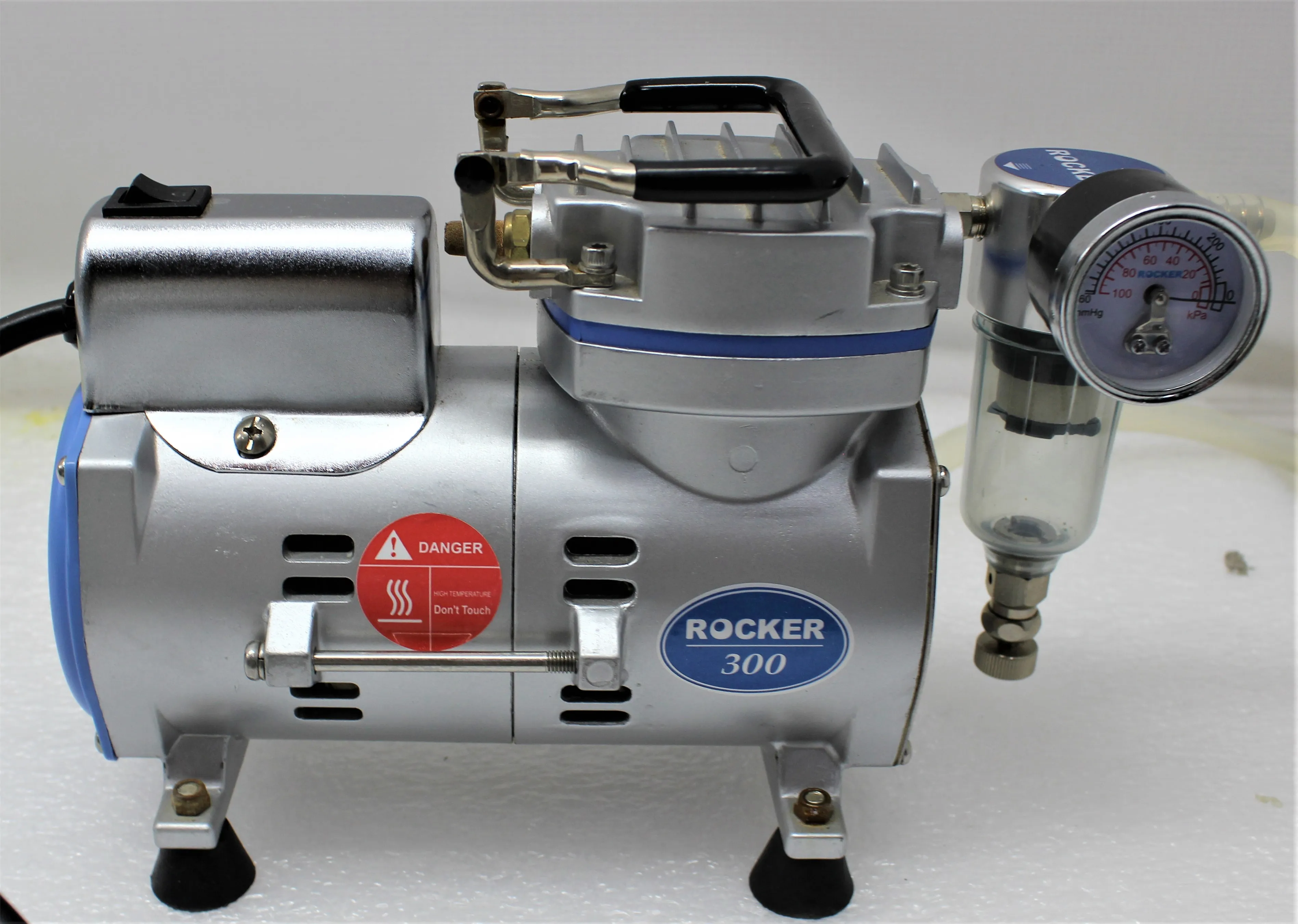 Rocker 300 Lab Vacuum Pump