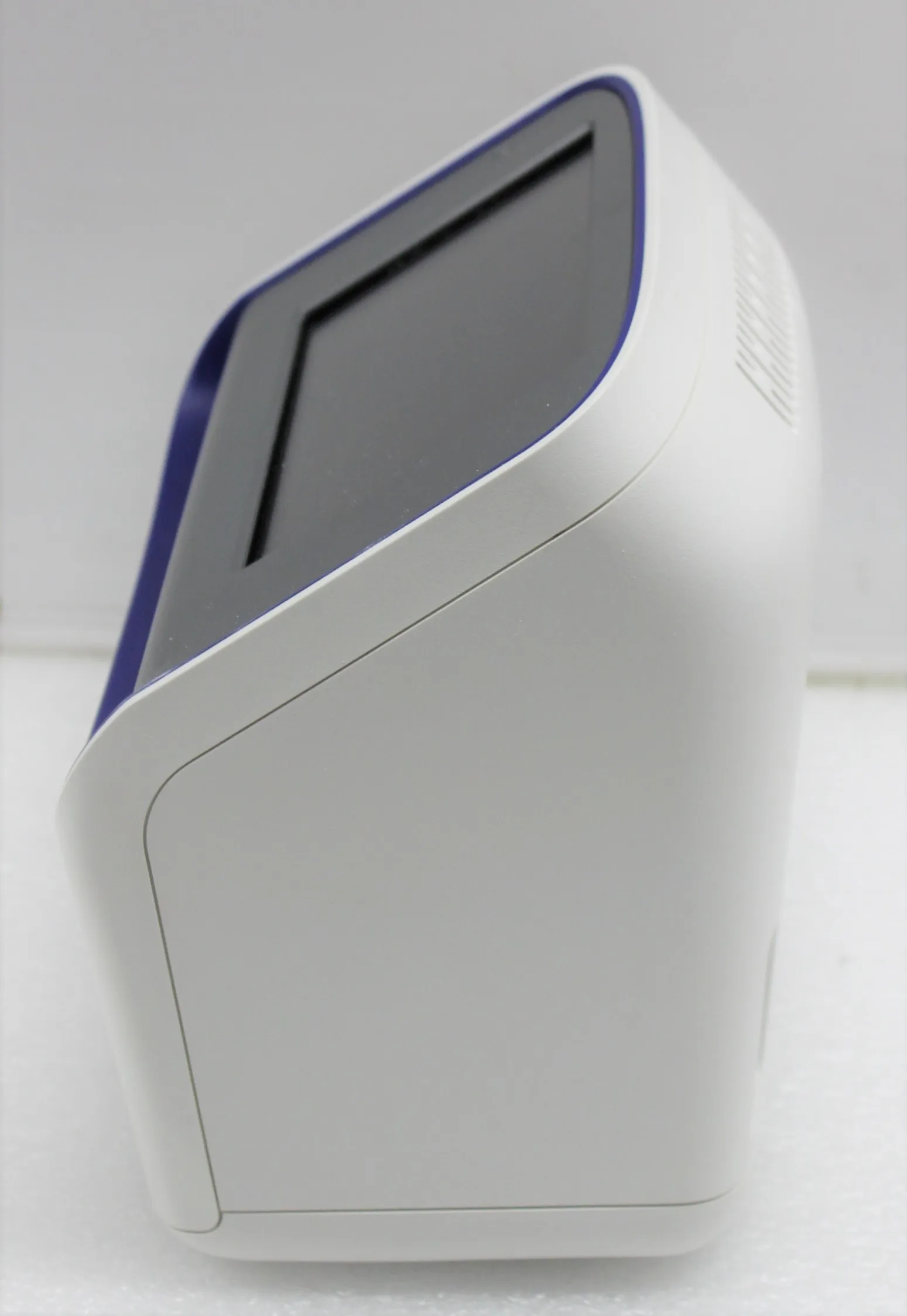 Life Technologies Countess II Automated Cell Counter