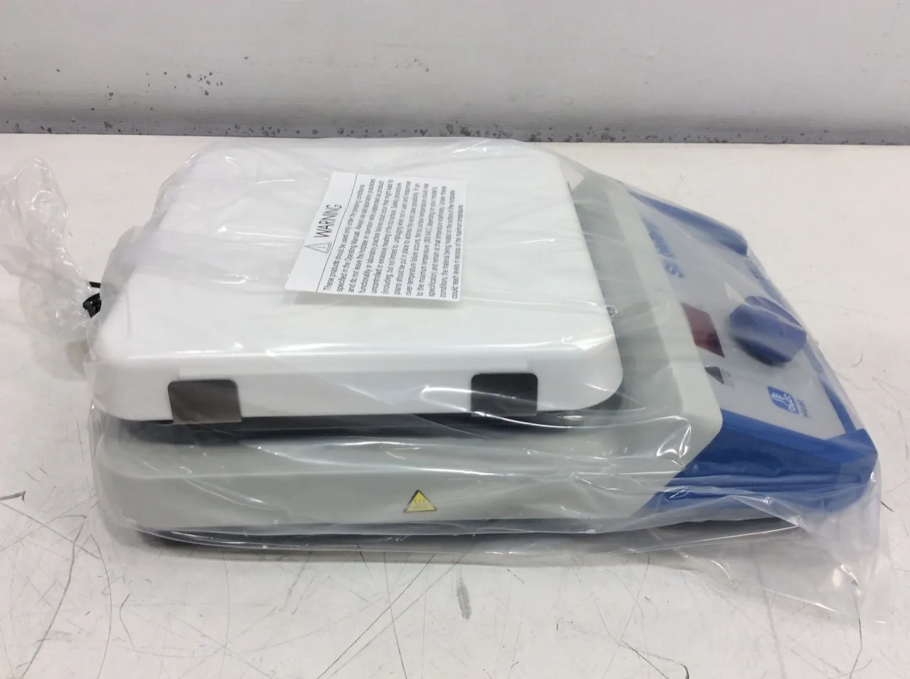 Cole Parmer Stable Temp Hotplate Cat. 03405-10 Lab Equipment