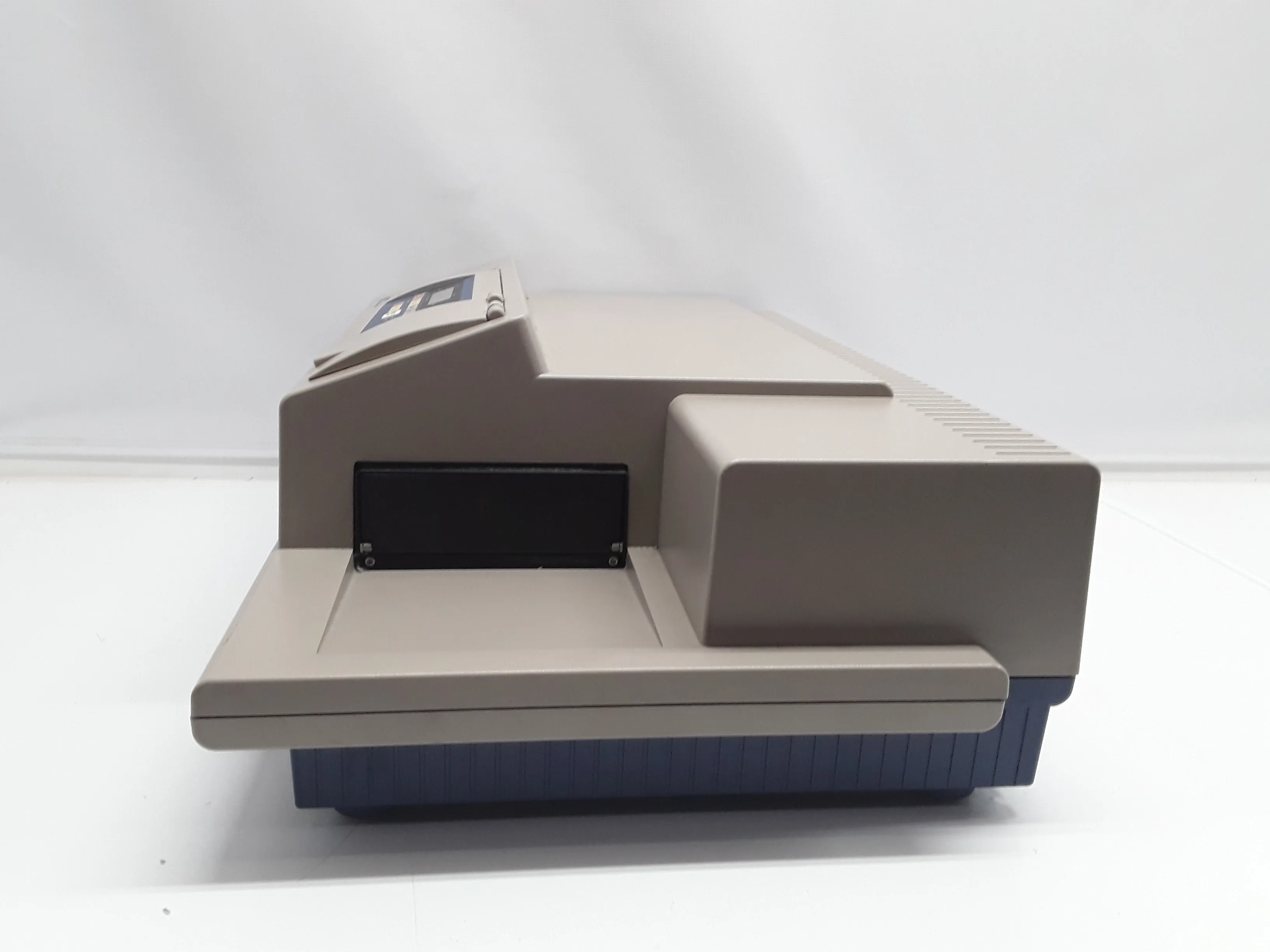 Molecular Devices SpectraMax M5 Multi-Mode Microplate Reader