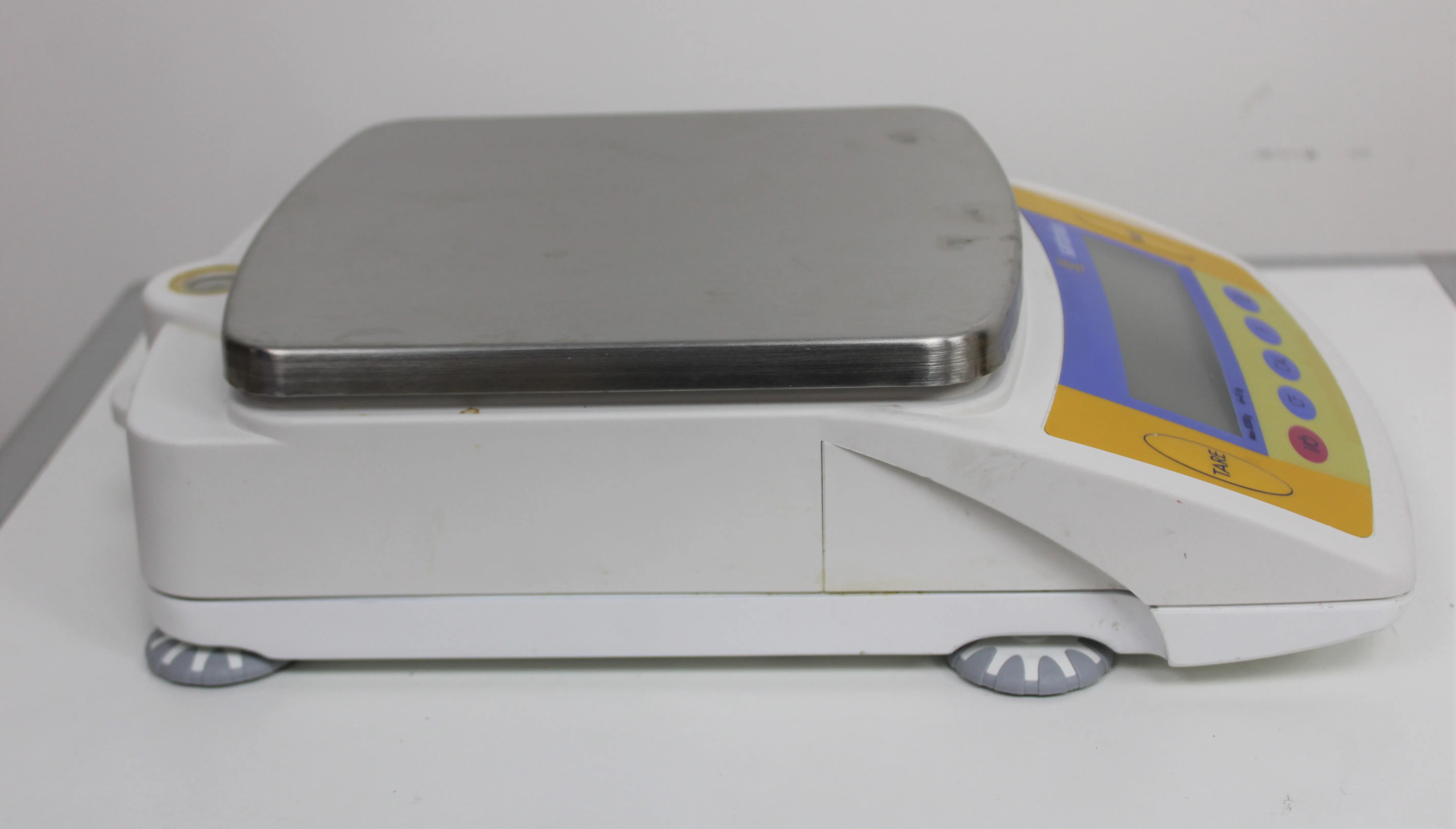 Sartorius CP Lab Bench Scale CP8201