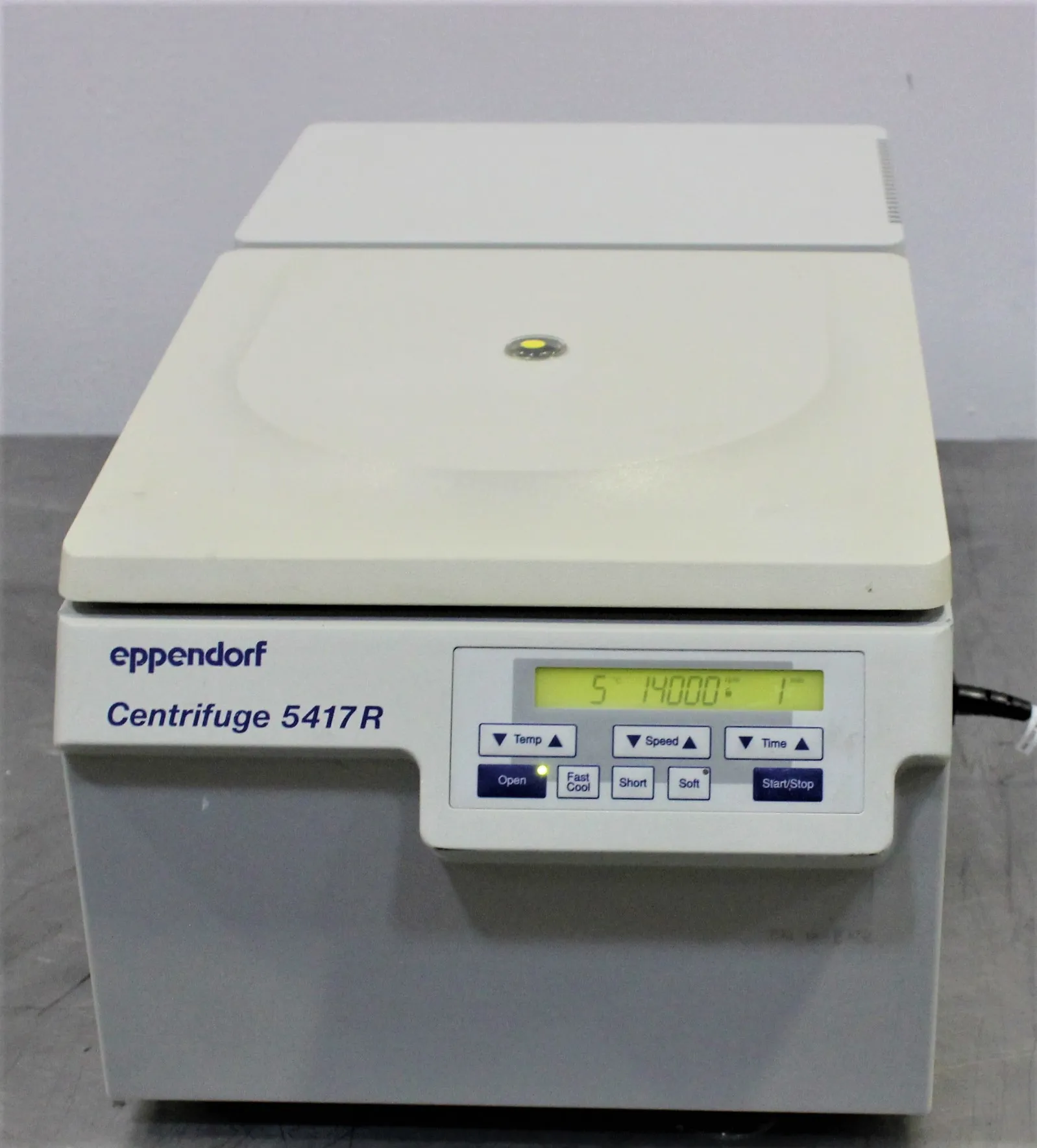 Eppendorf 5417R Benchtop Centrifuge with Refrigeration