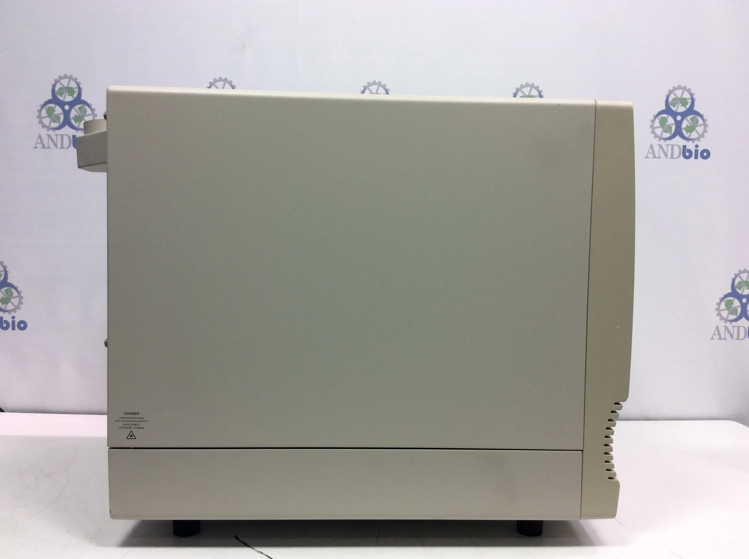 Applied Biosystems ABI Prism 7900HT Real Time PCR Sequence Detection System 96- Well Block