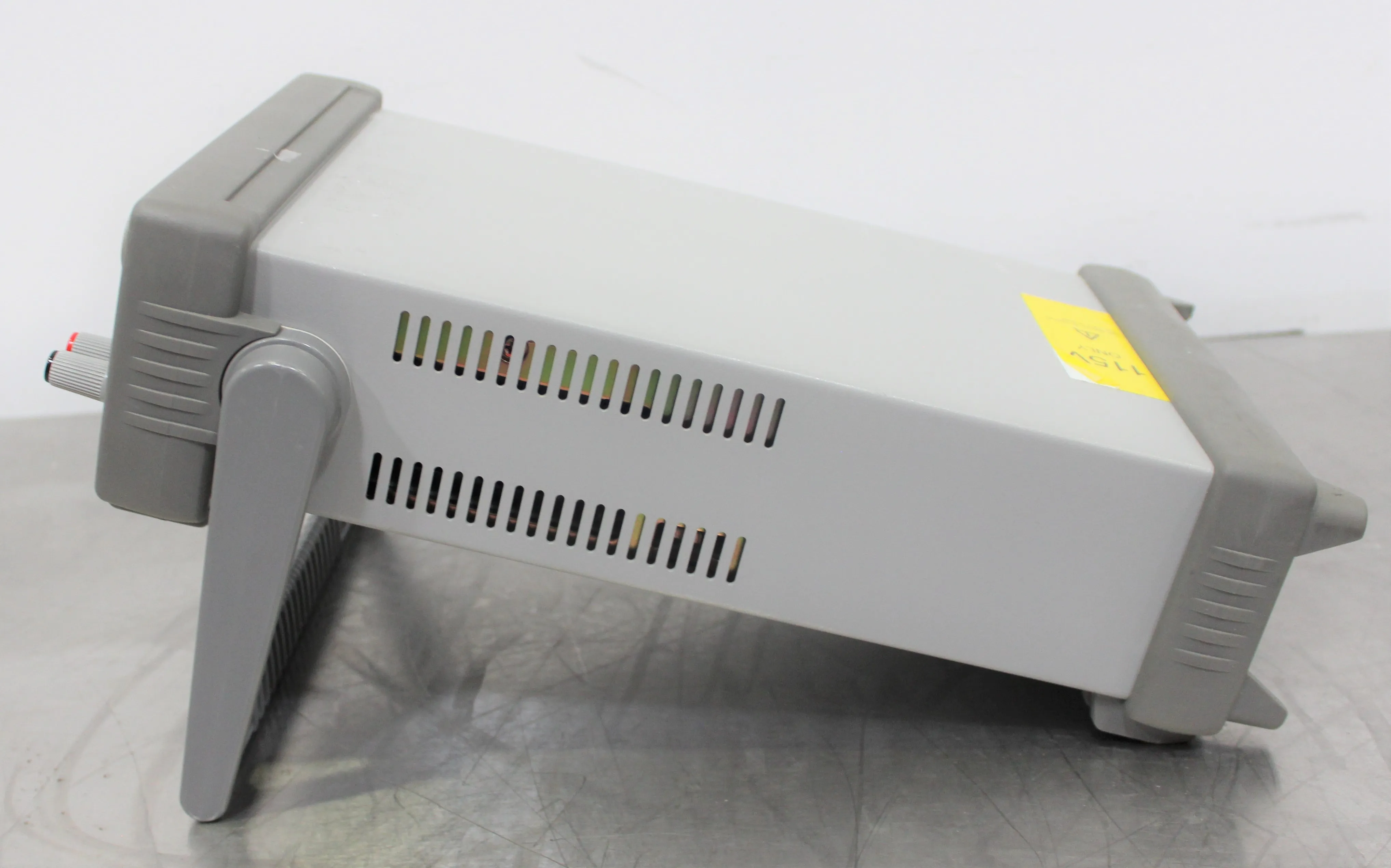 Agilent E3641A Clean Power Supply with Built-in Interfaces