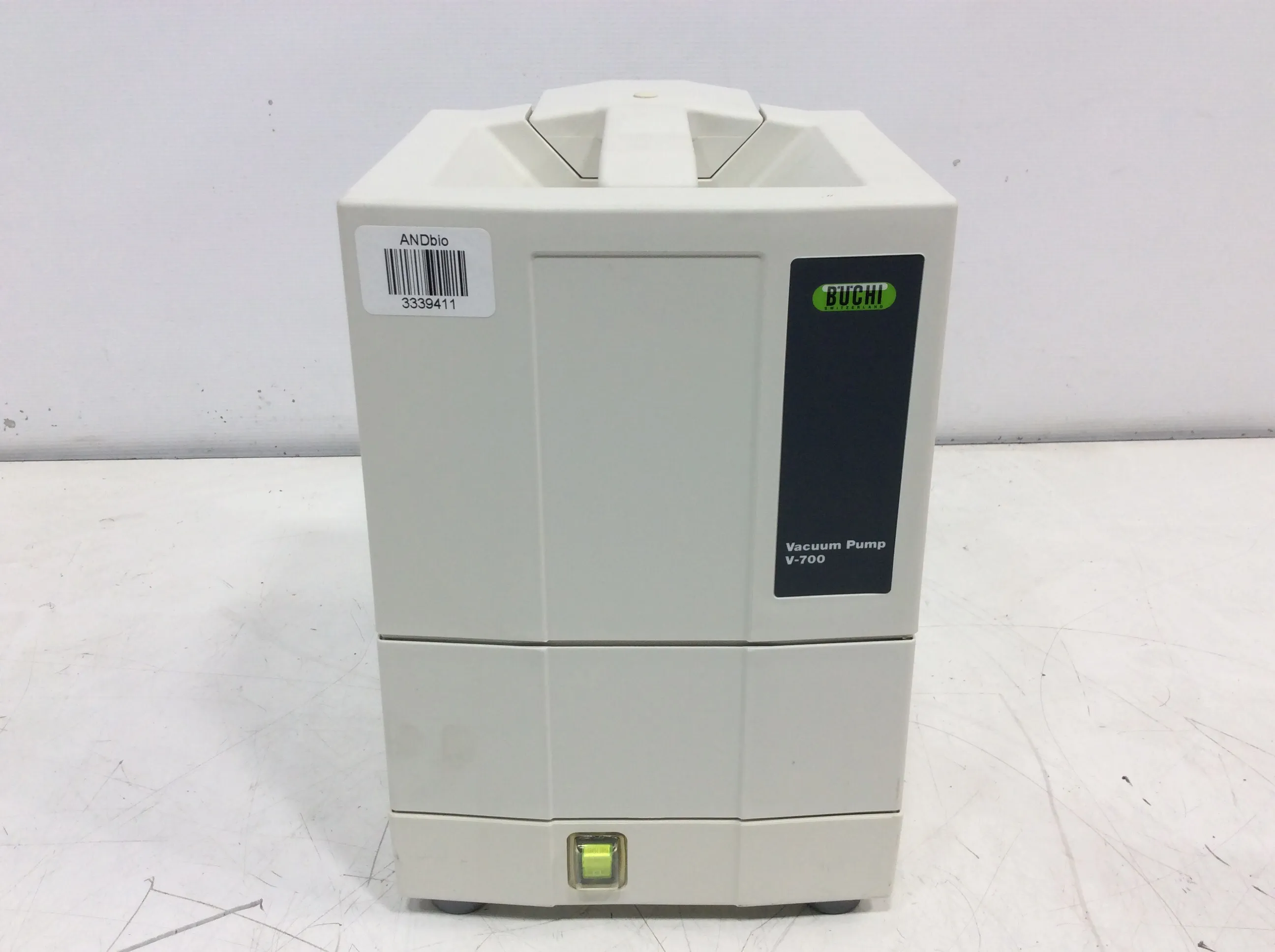 BUCHI V-700 Vacuum Pump - Oil-Free Diaphragm Pump - Used in Great Condition