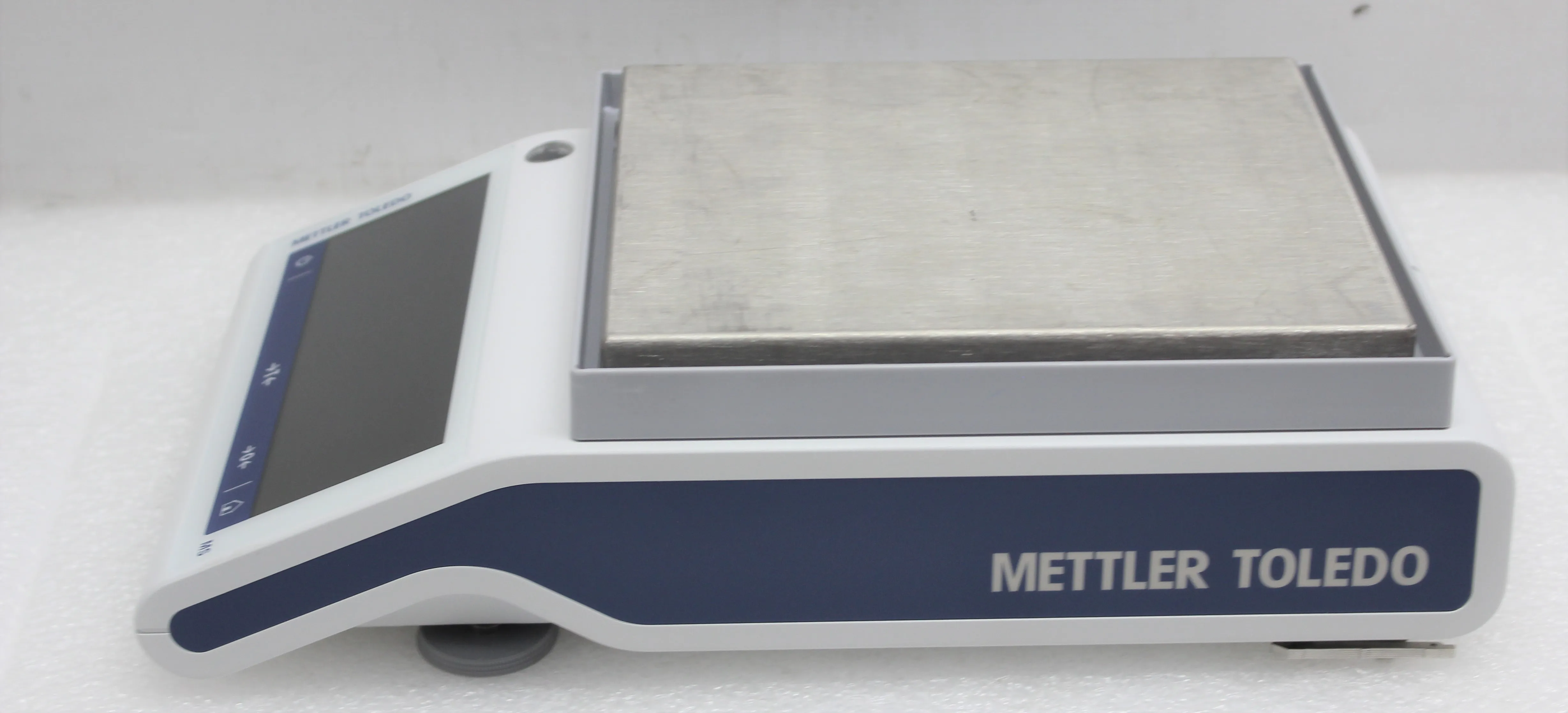 Mettler-Toledo MS4002TS/00 Analytical Balance - 4200g Capacity