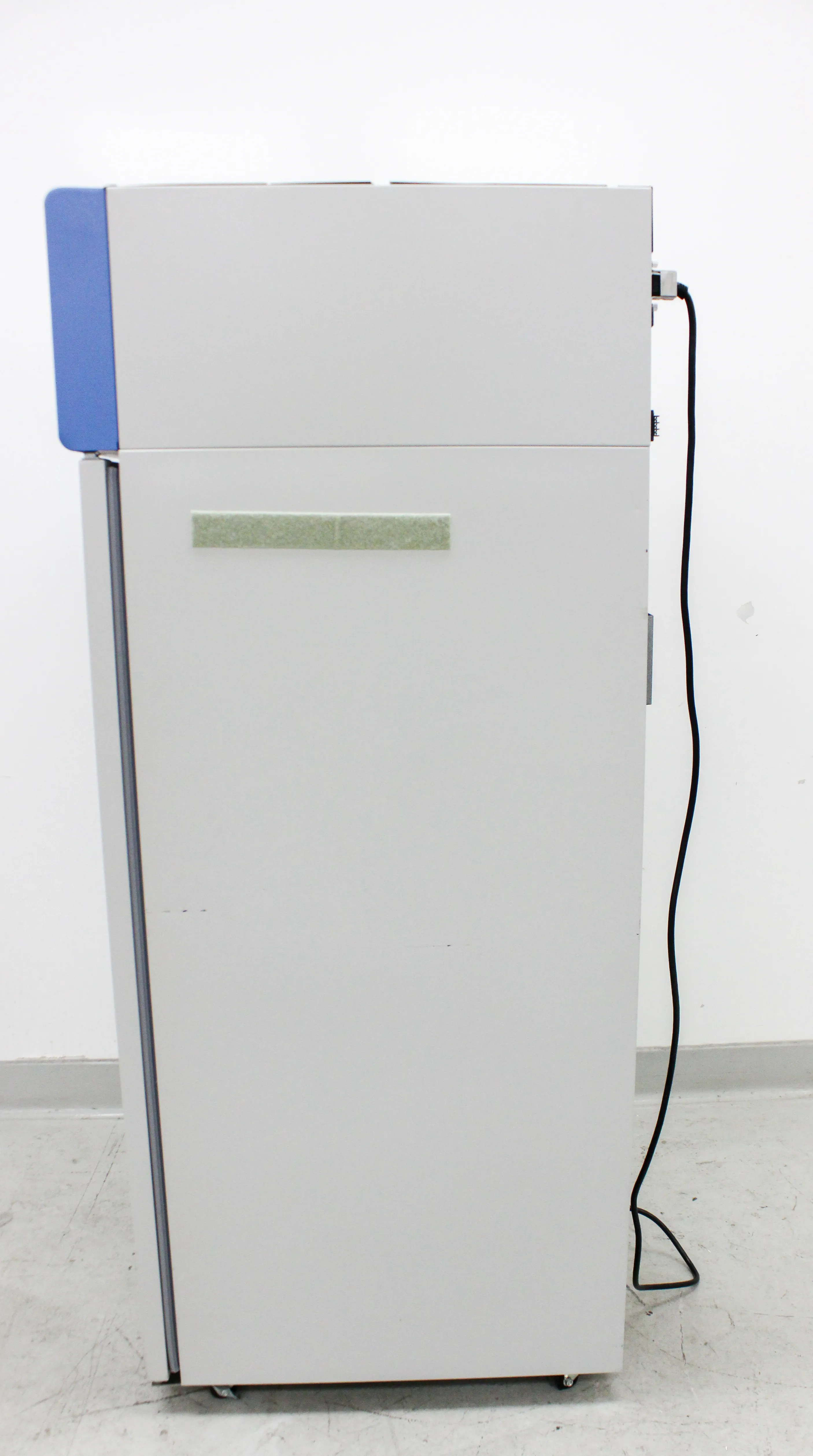 Thermo Scientific Revco High-Performance Laboratory Refrigerator REL3004A22