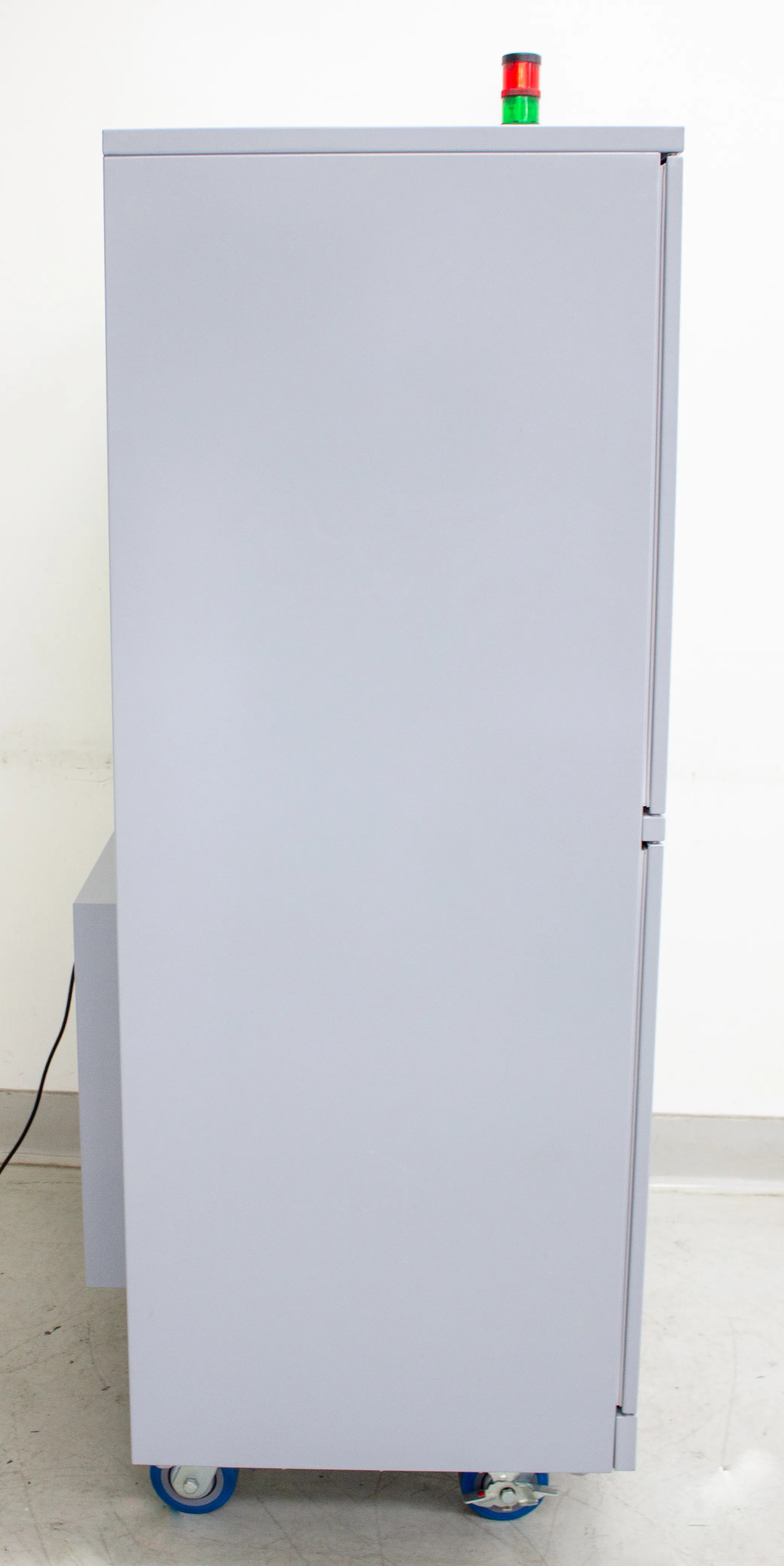 Totech SuperDry Storage Cabinet SD+ 1104-22 w/ SH 120-4 Heater & Alarm Light E (Excellent) Used