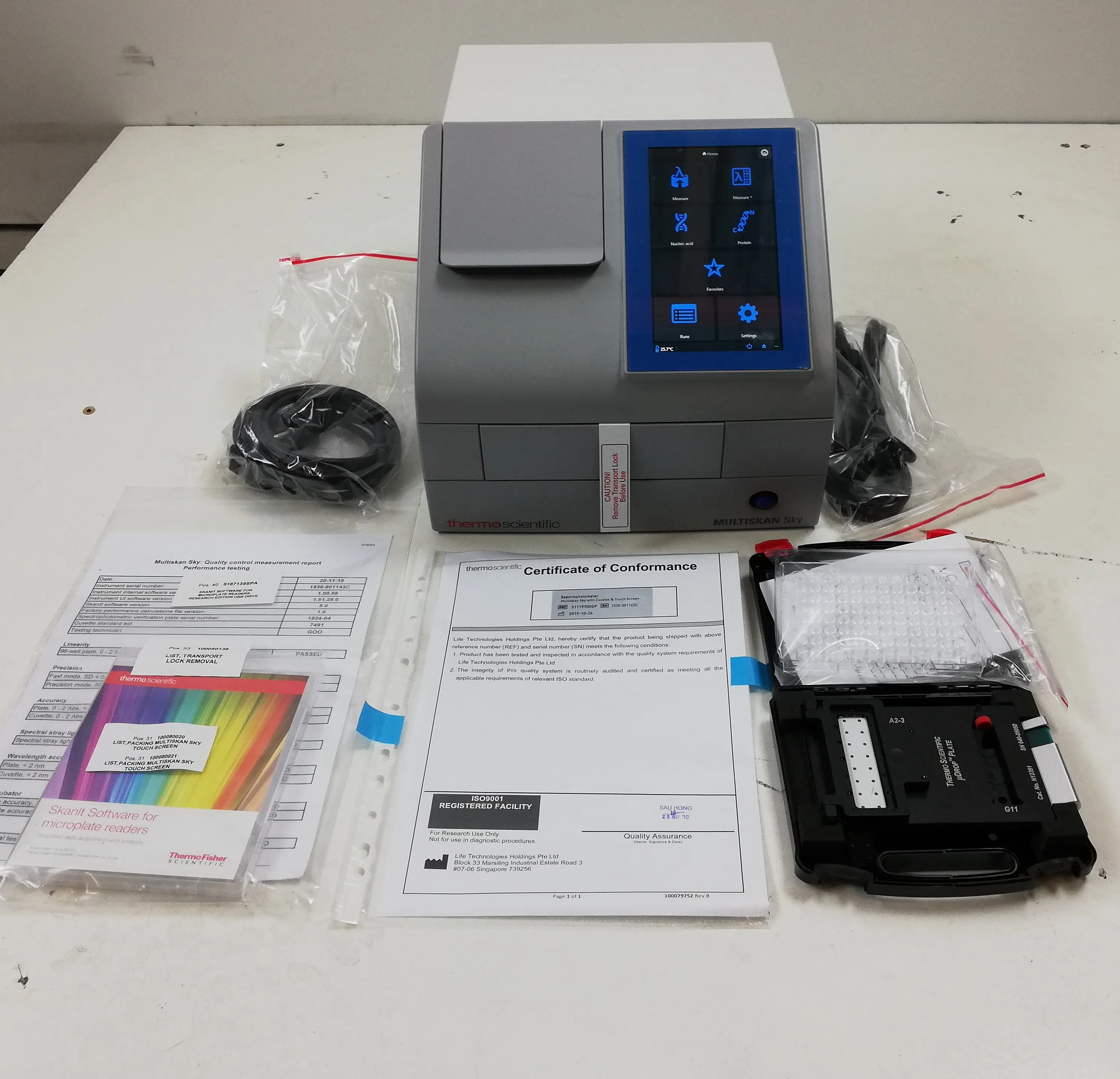 Thermo Scientific Multiskan Sky Microplate Spectrophotometer 1530 UV-Vis Spectrometer