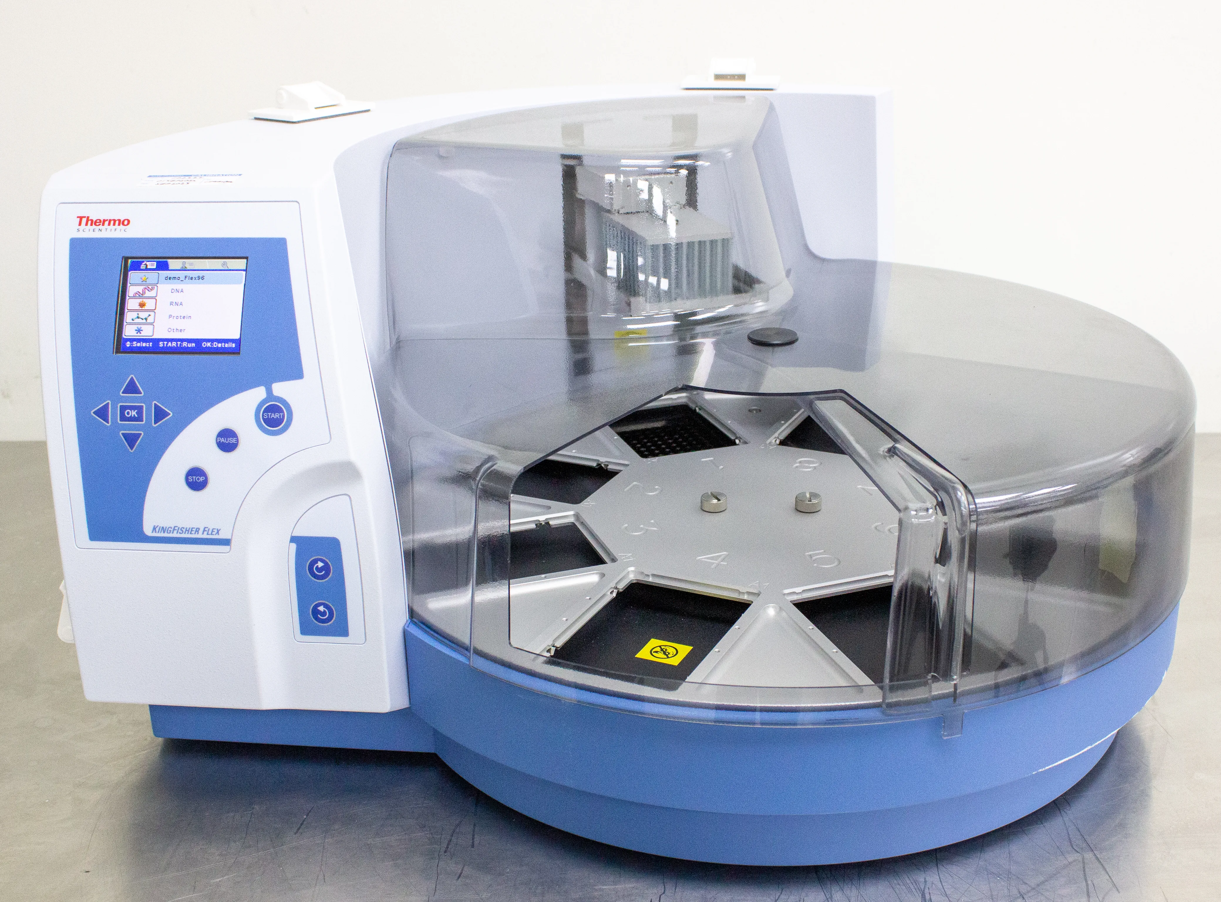 Thermo KingFisher Flex DNA RNA Purification System w/ 96 Deep-well Magnetic Head  & Heat Block  5400630