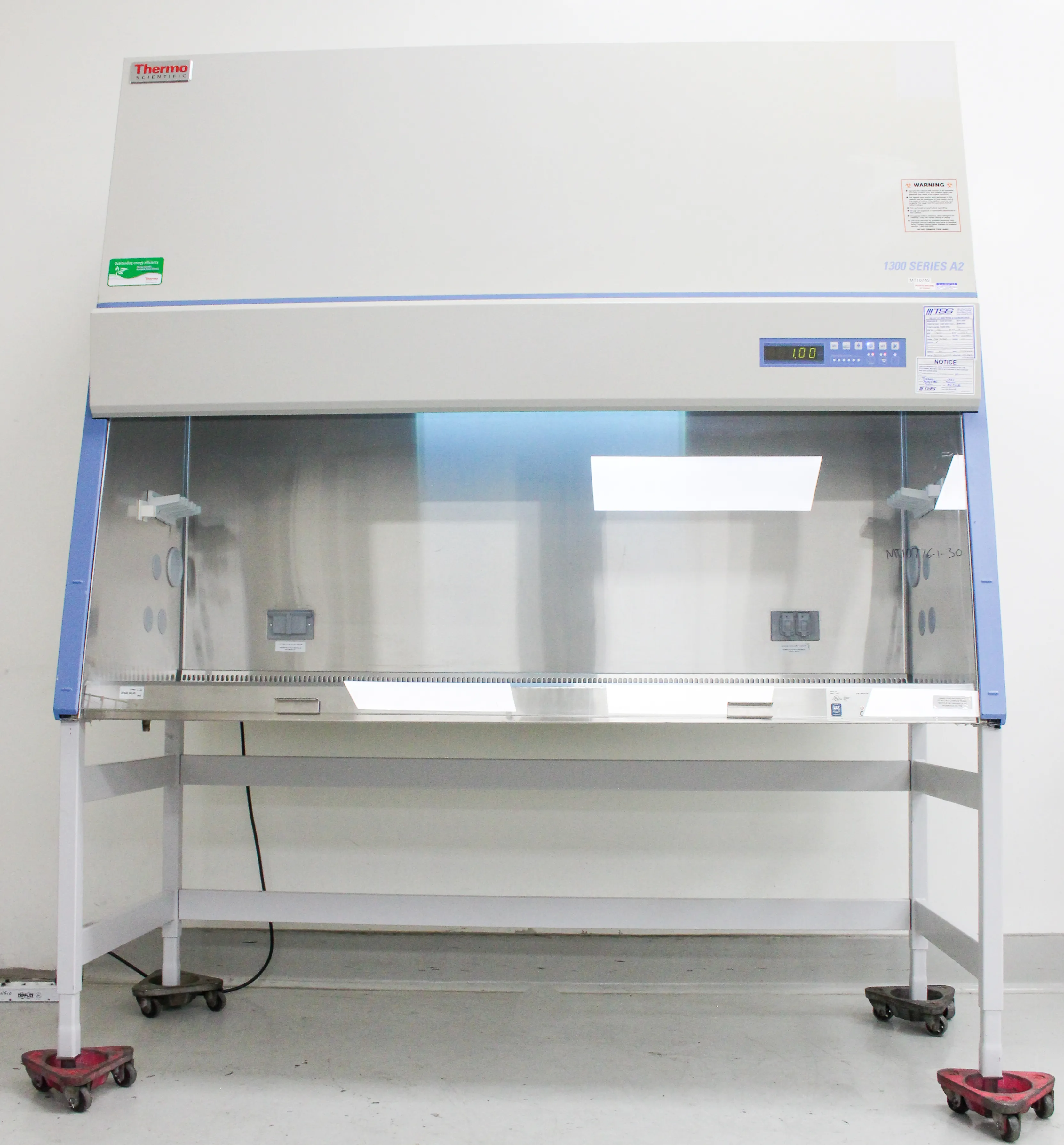 Thermo Scientific 1300 Series Class II, Type A2 Biological Safety Cabinet Model 1377