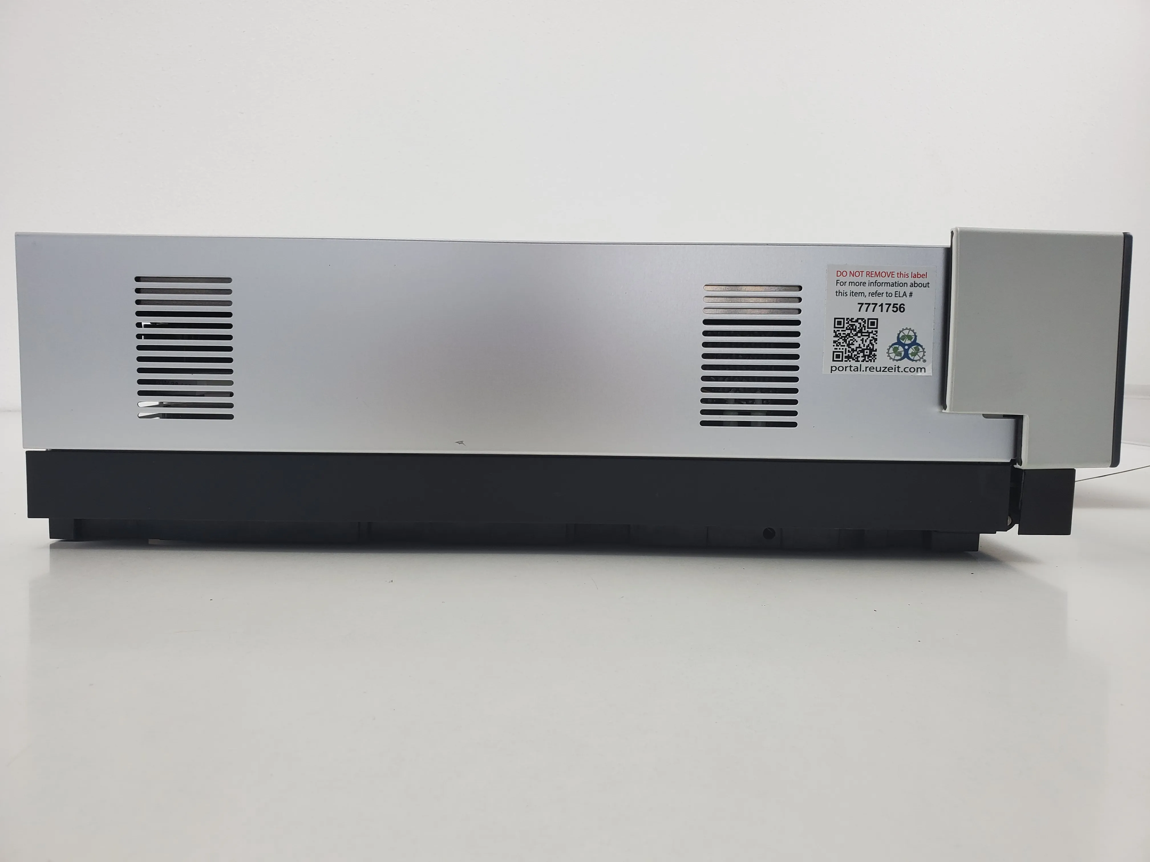 Thermo Scientific DAD-3000 HPLC / FPLC / GC / CE Detector