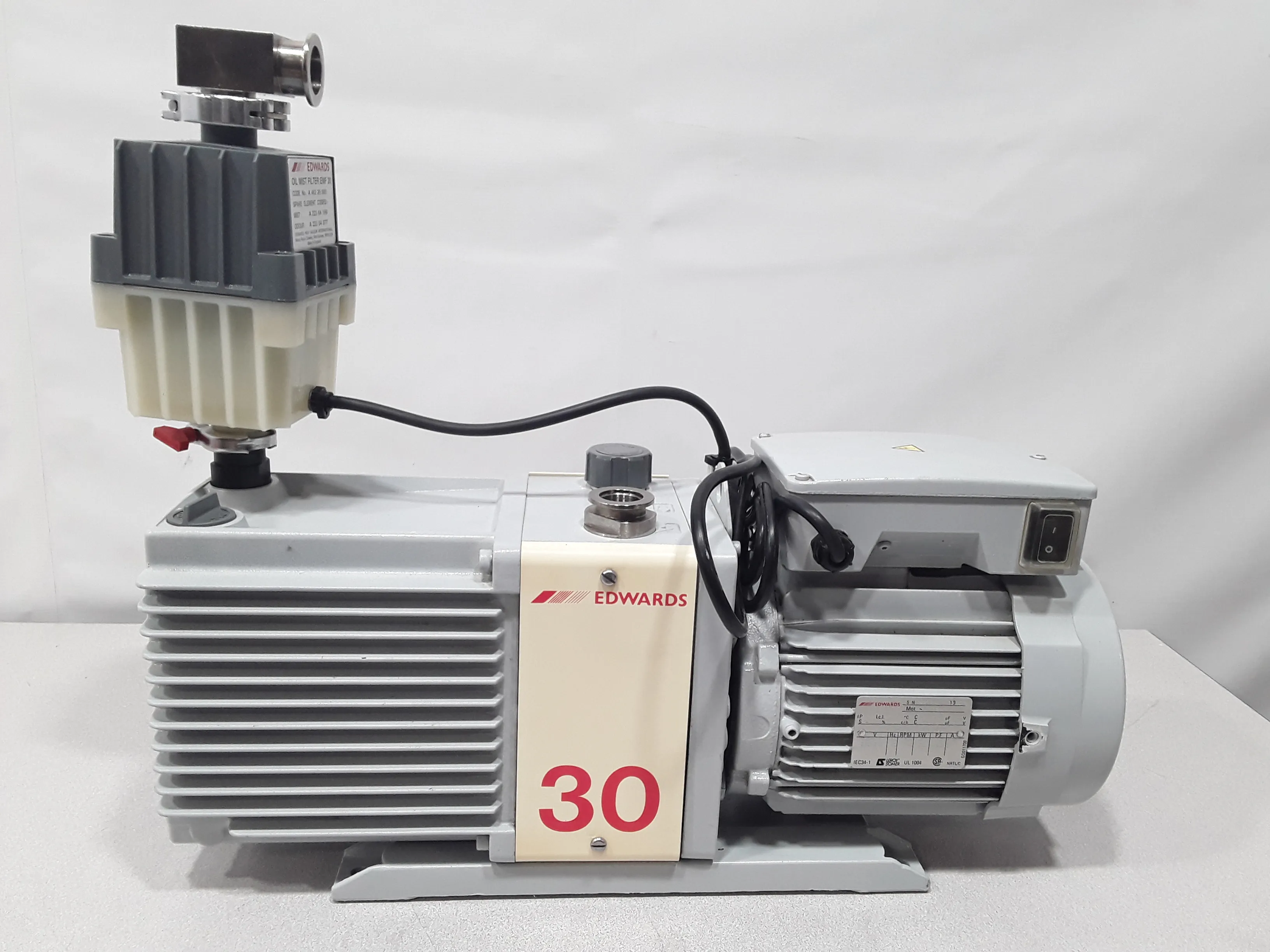 Edwards E2M30 Dual Stage Rotary Vane Mechanical Vacuum Pump