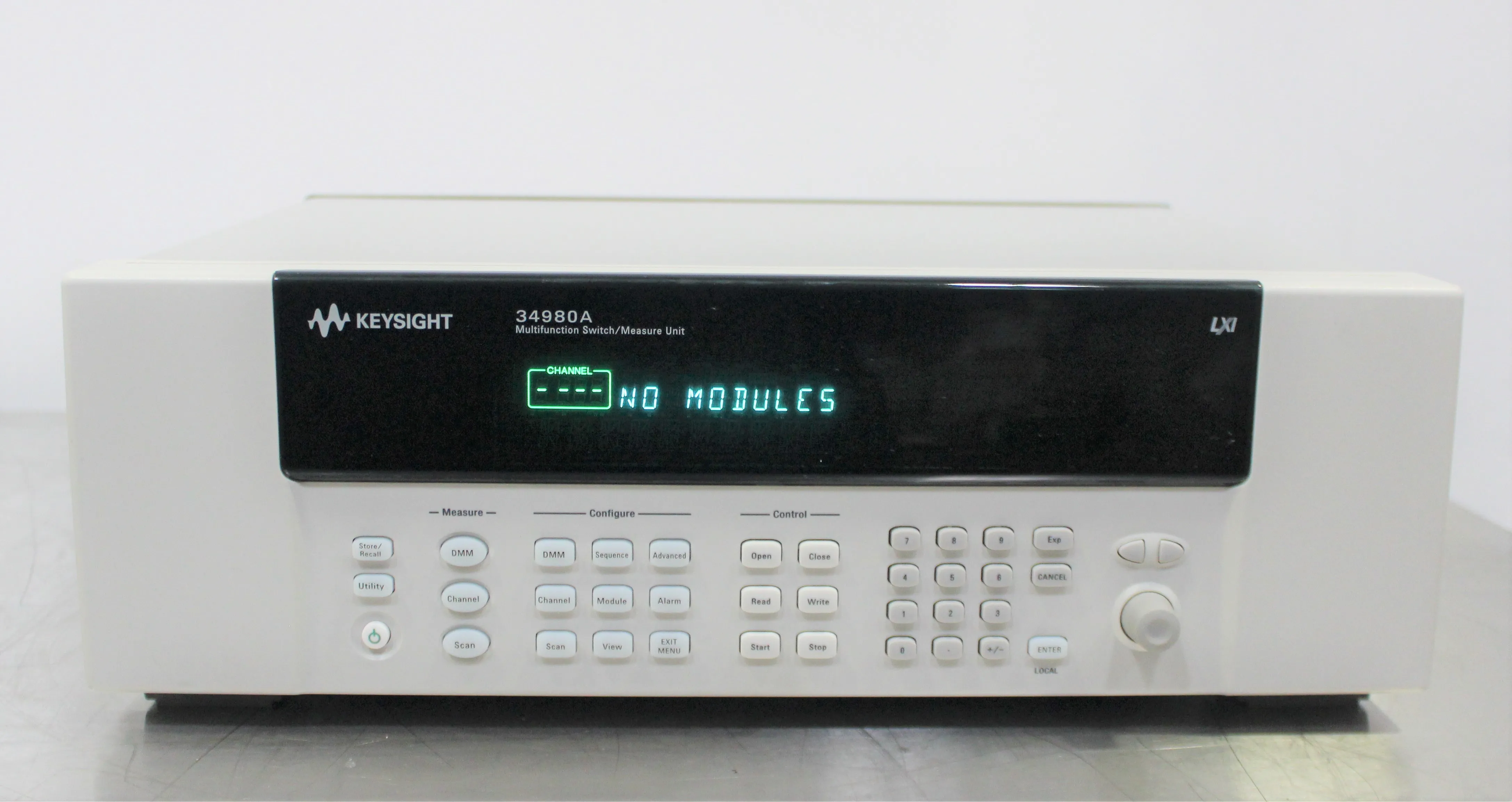 KEYSIGHT 34980A 8-Slot Mainframe with Integrated 6.5 Digit DMM, Used Laboratory & Testing Equipment