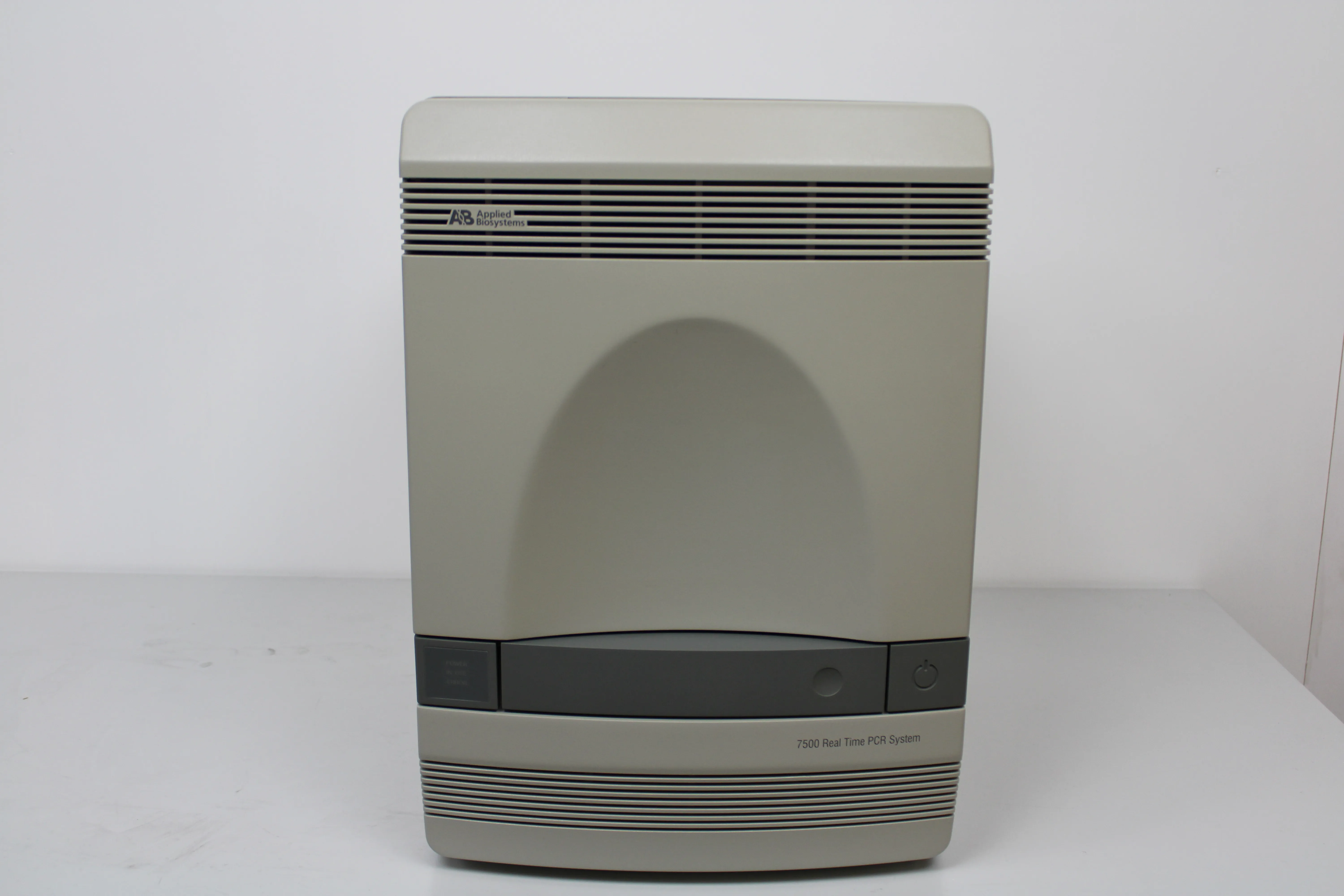 Thermo Scientific Applied Biosystems 7500 PCR Thermal Cycler