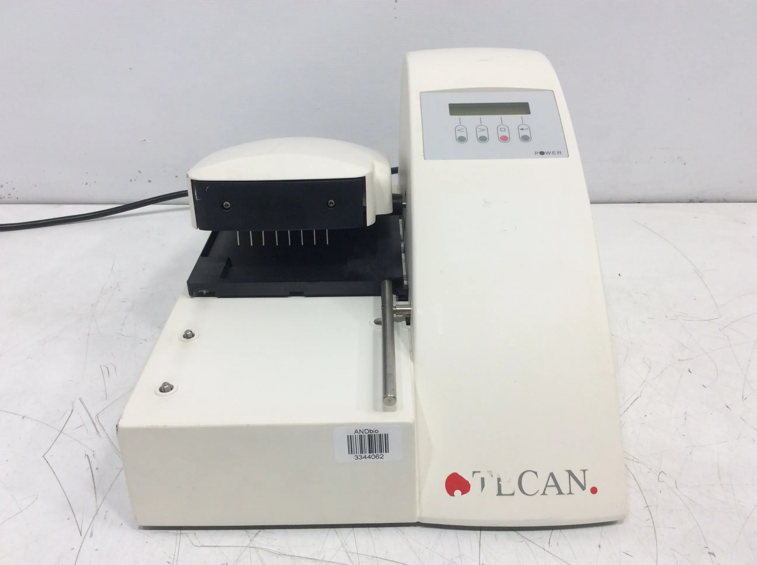 TECAN Columbus Plus Microplate Washer M8/2R