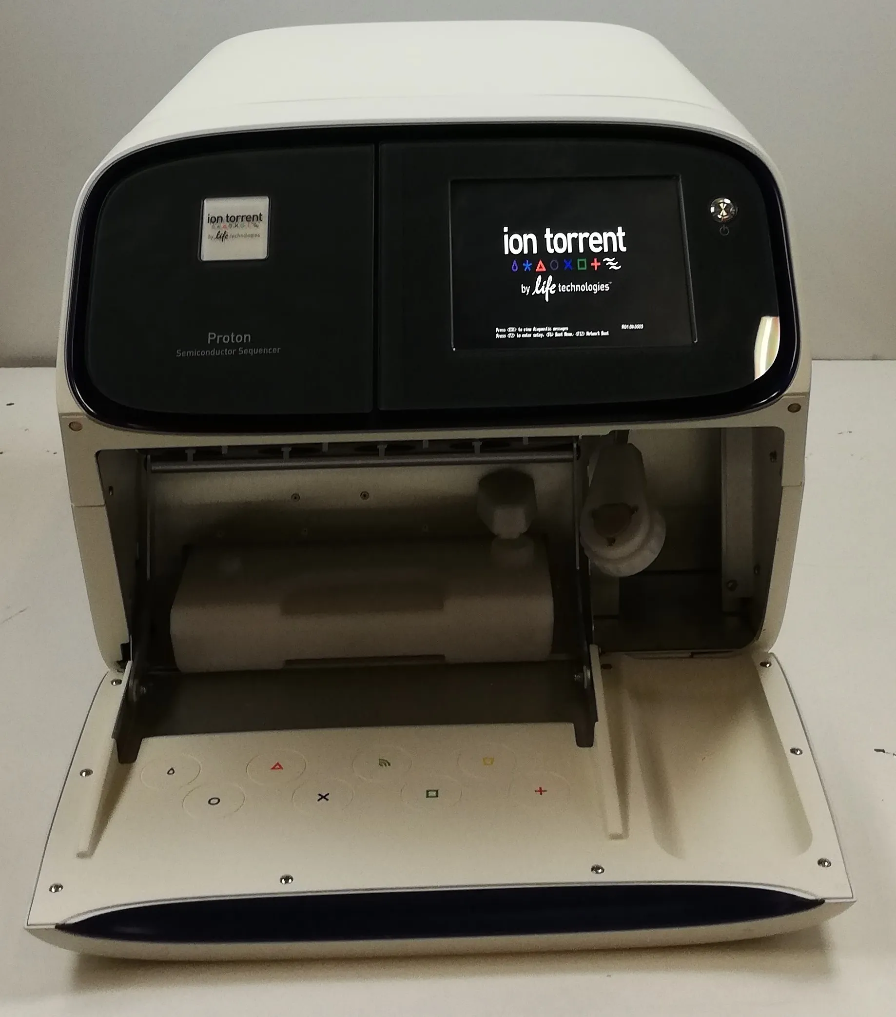 Used Life Technologies Ion Proton Sequencer DNA Sequencer 247770335 120V/220V