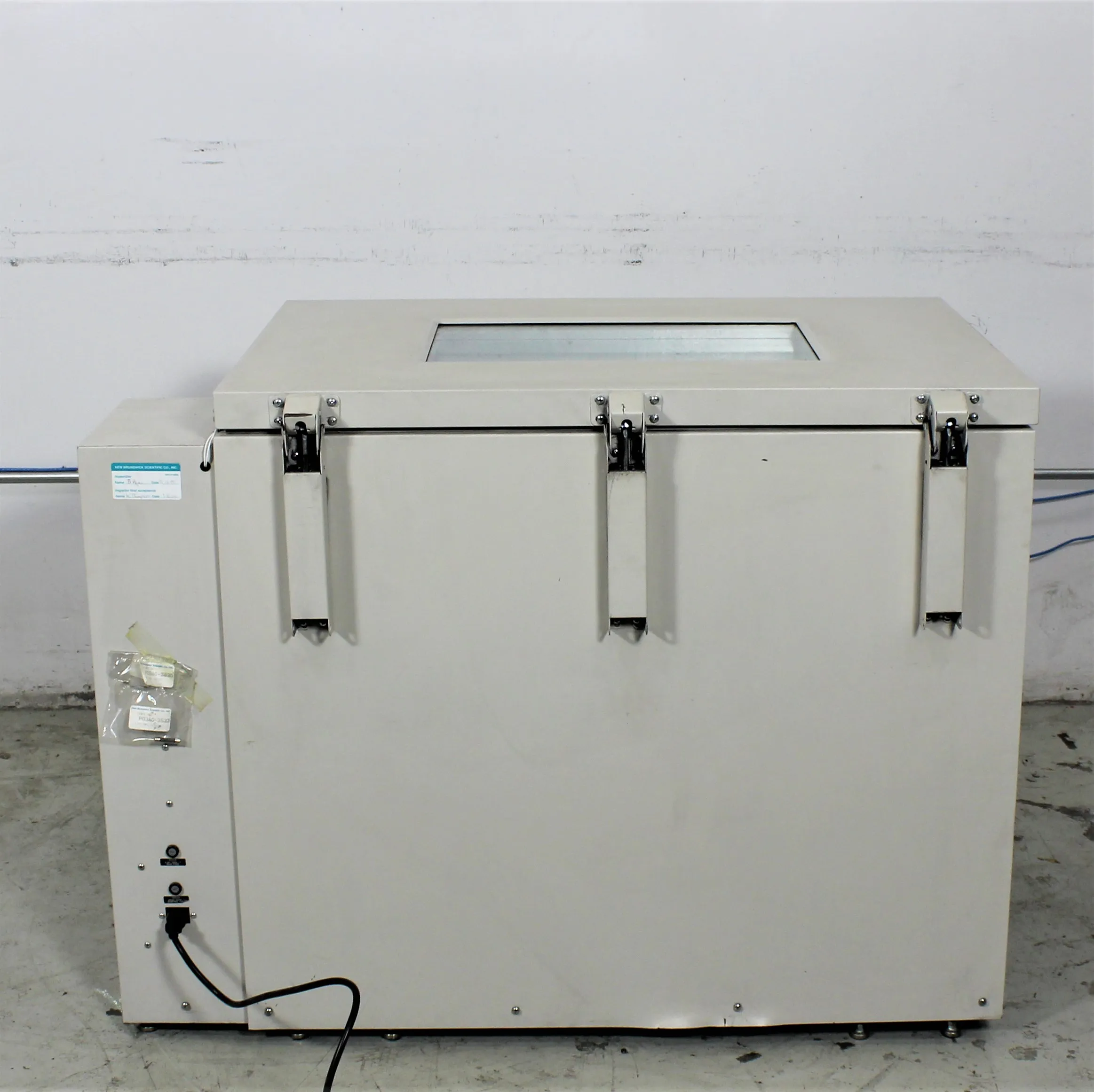 Used New Brunswick C-25 Incubator Shaker C25KC