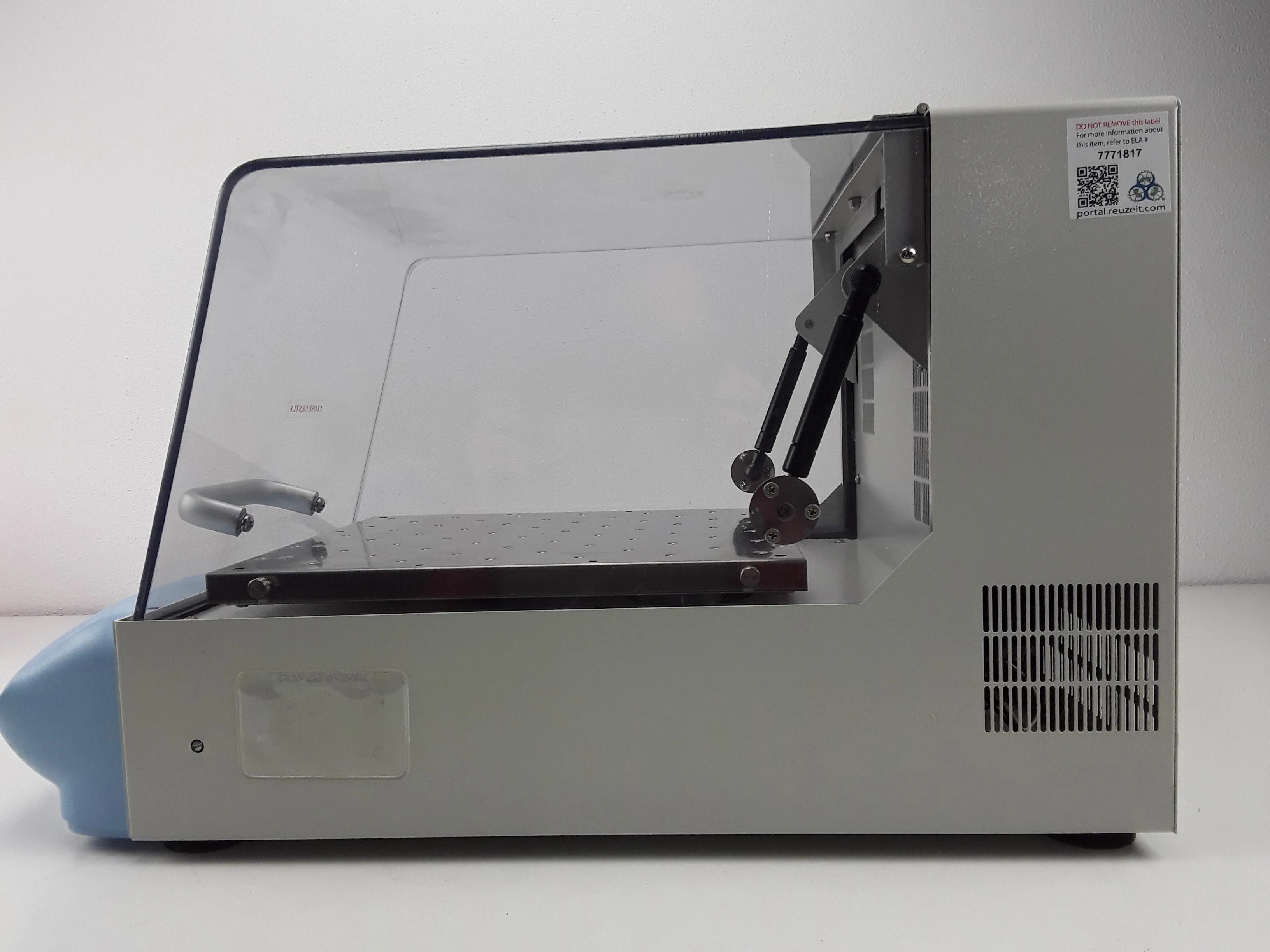 Thermo Scientific MaxQ 4450 Mini Shaker - Used Laboratory Equipment