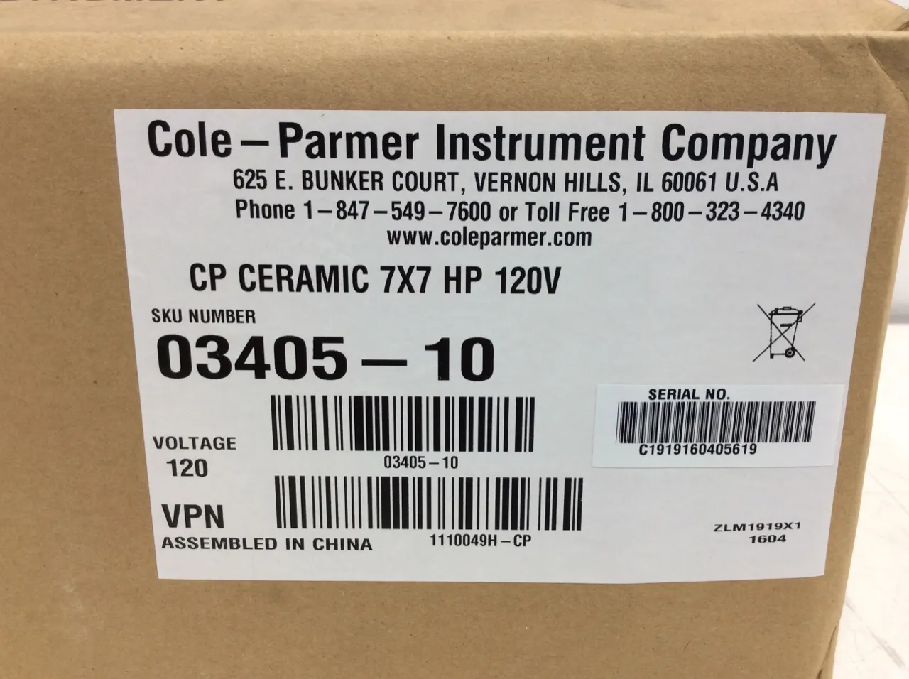 Cole Parmer Stable Temp Hotplate Cat. 03405-10 - New Lab Equipment for Pharma Industry