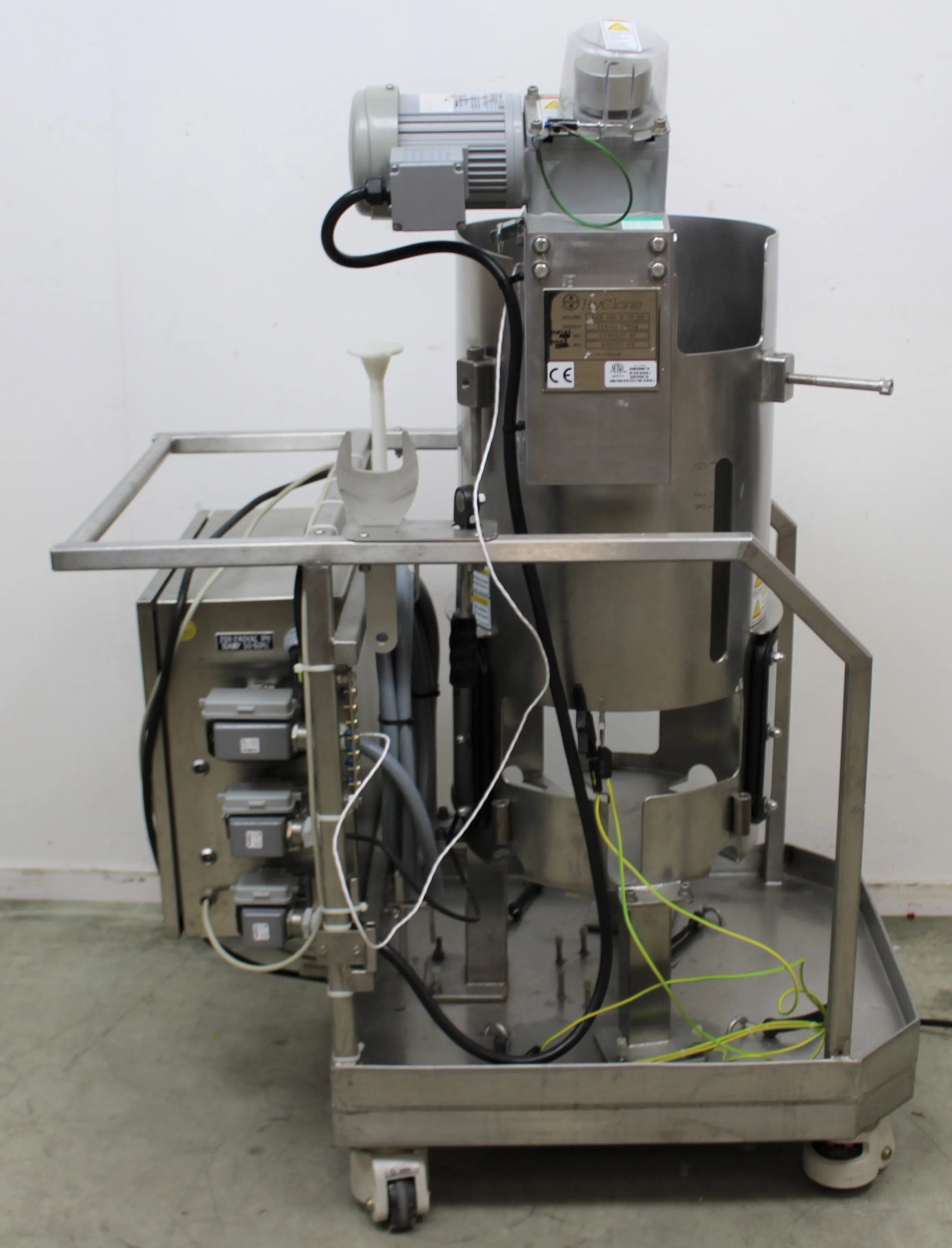 HyClone SV50171.02 Single-Use Bioreactor MotorMixer GTR 4Phase 1/4HP Motor on Rolling Cart