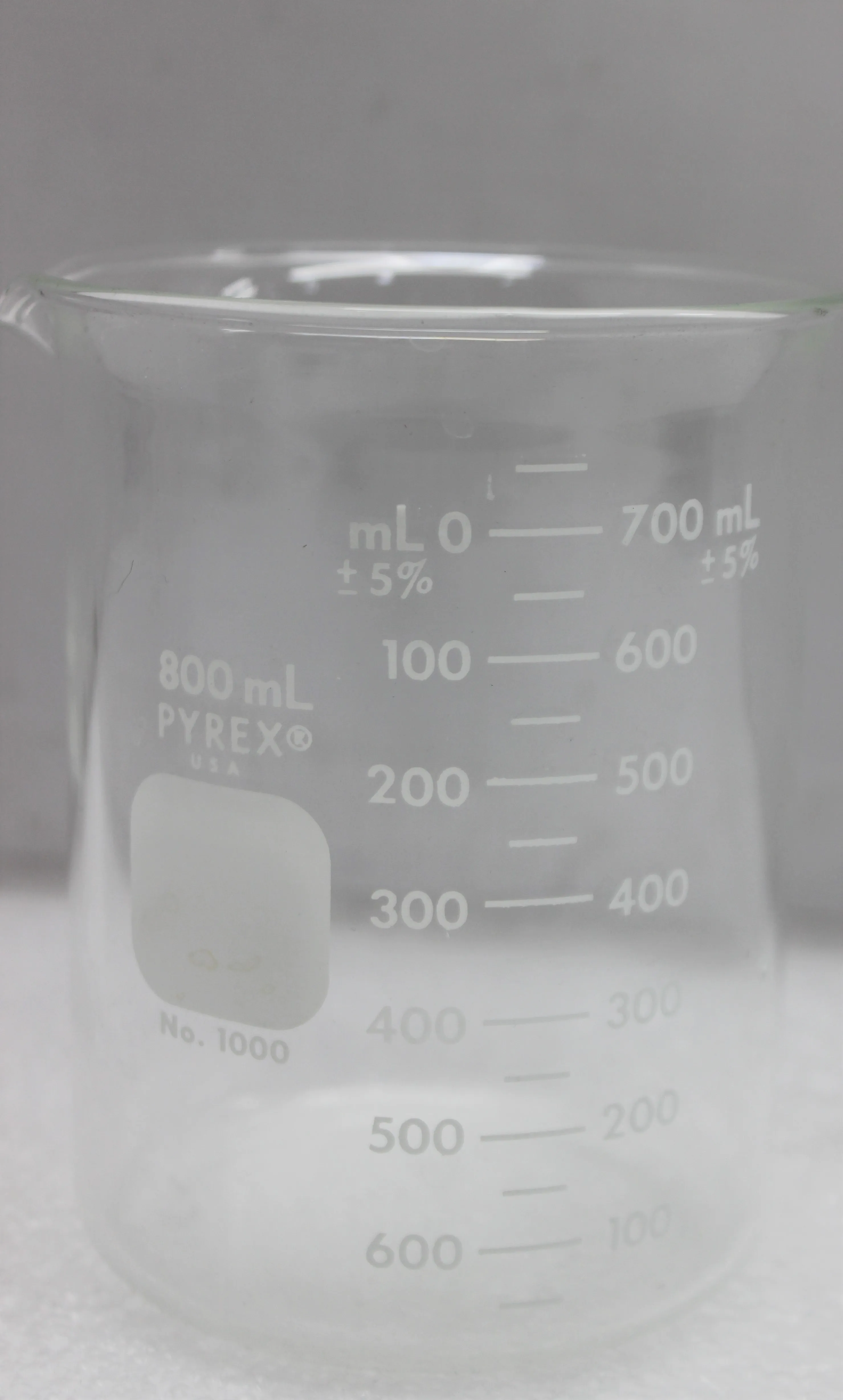 Pyrex 1000-800mL Glass Beaker with Spout